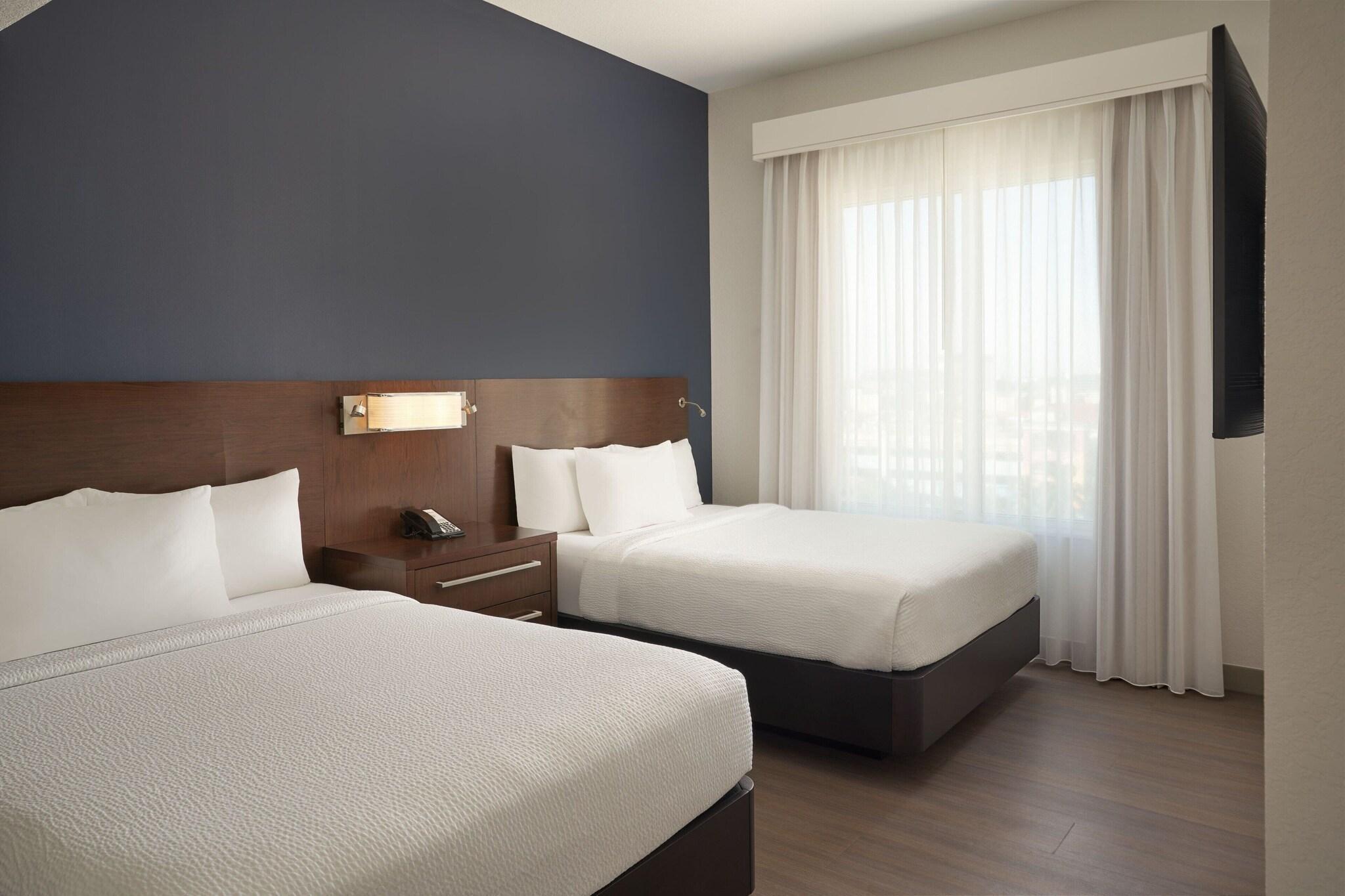 hotel-thumb