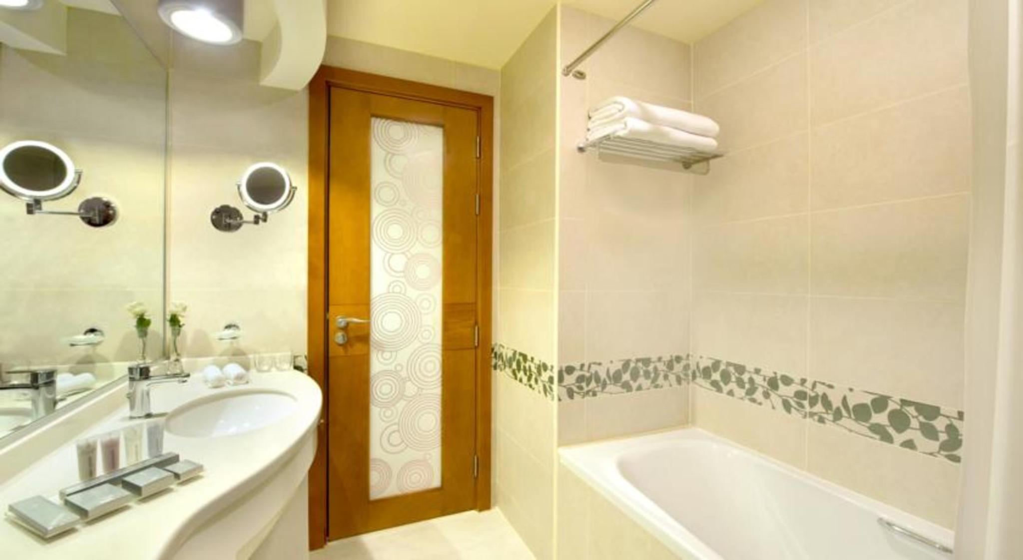 hotel-thumb