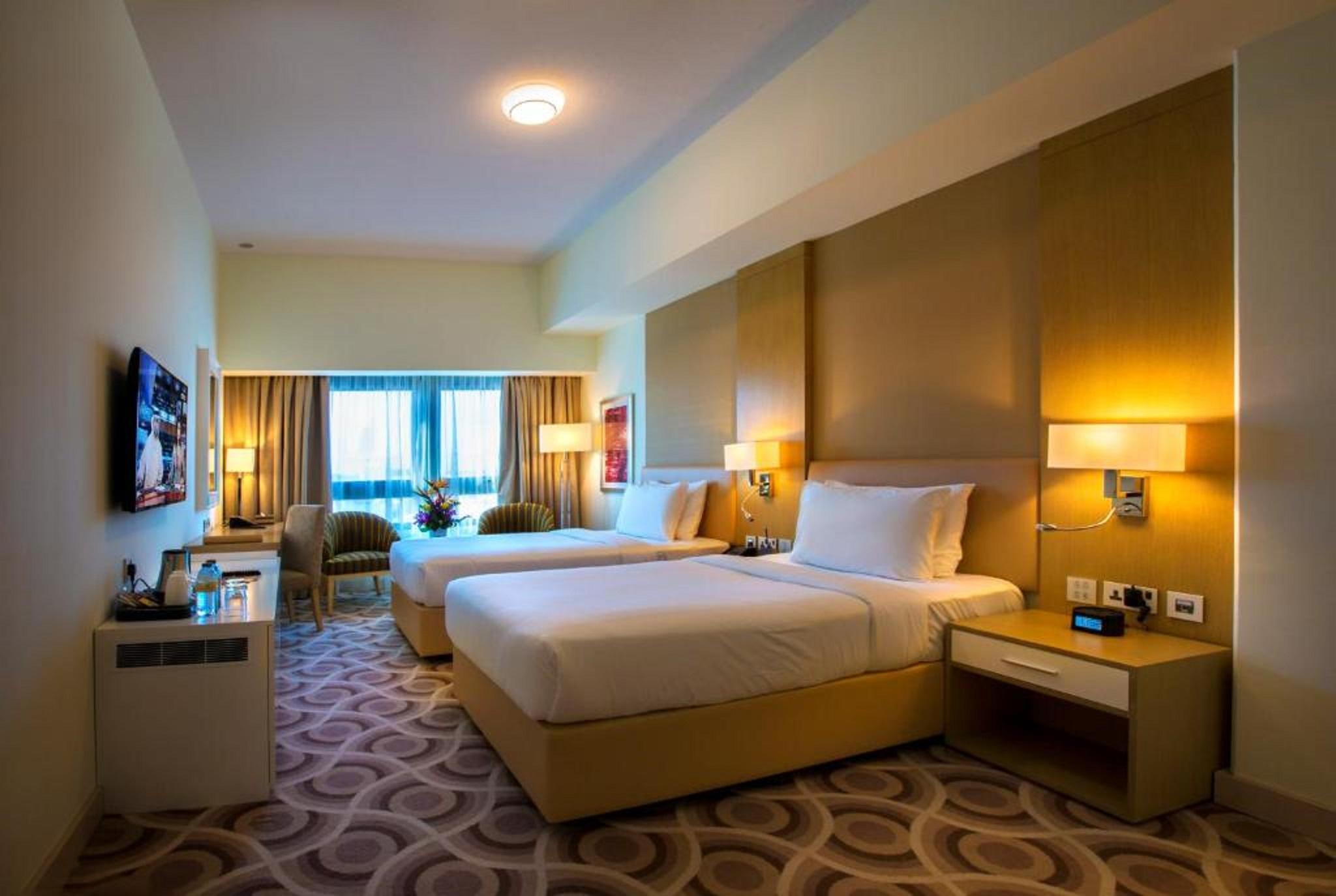 hotel-thumb