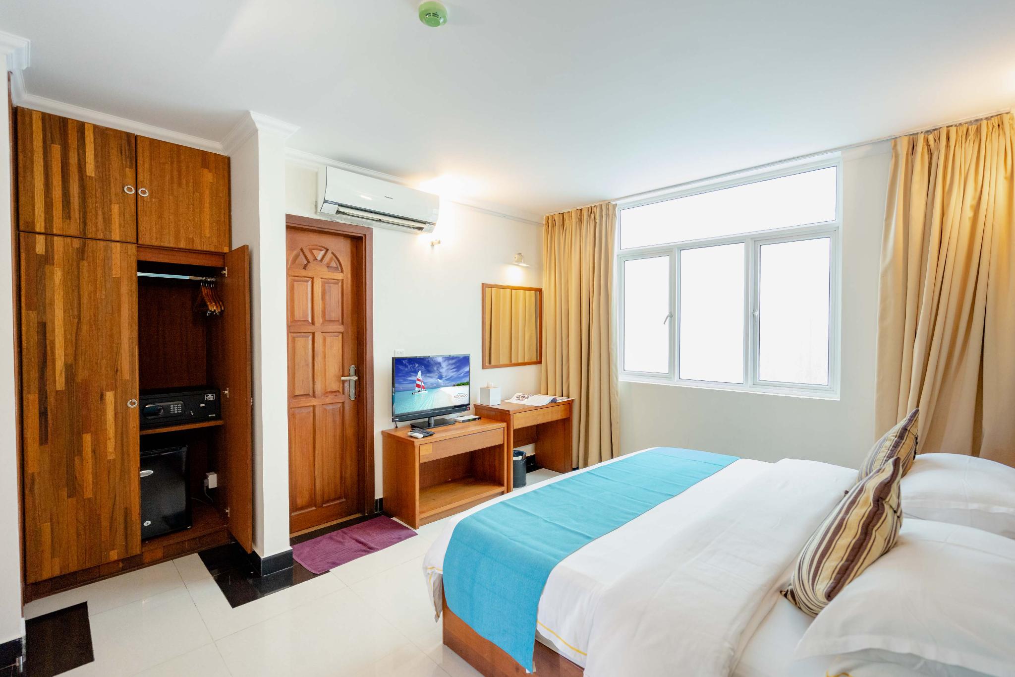 hotel-thumb