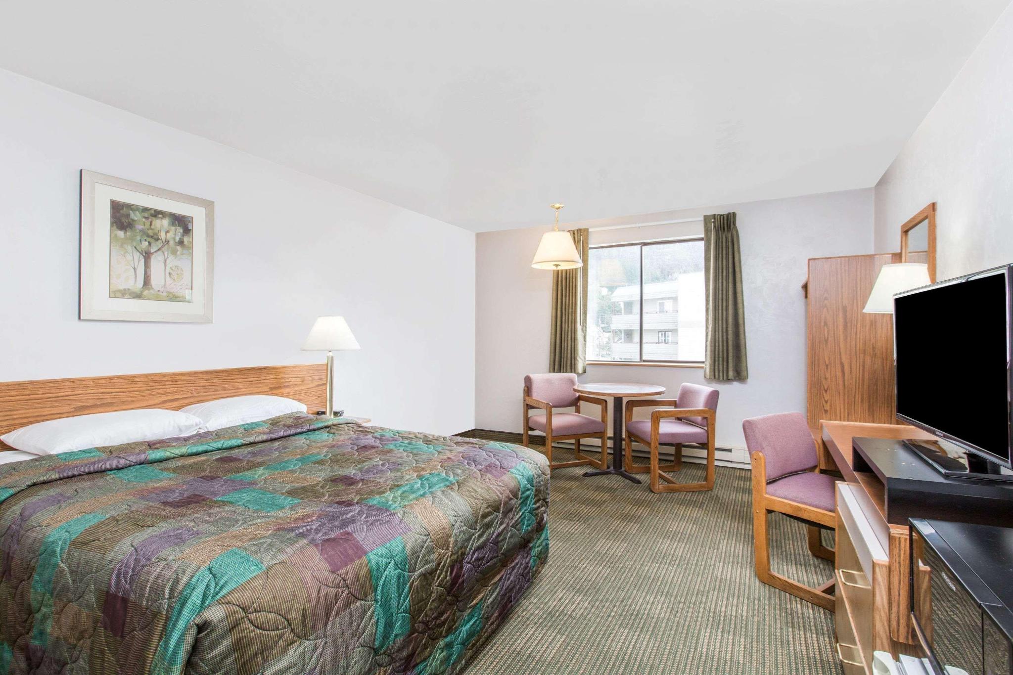 hotel-thumb