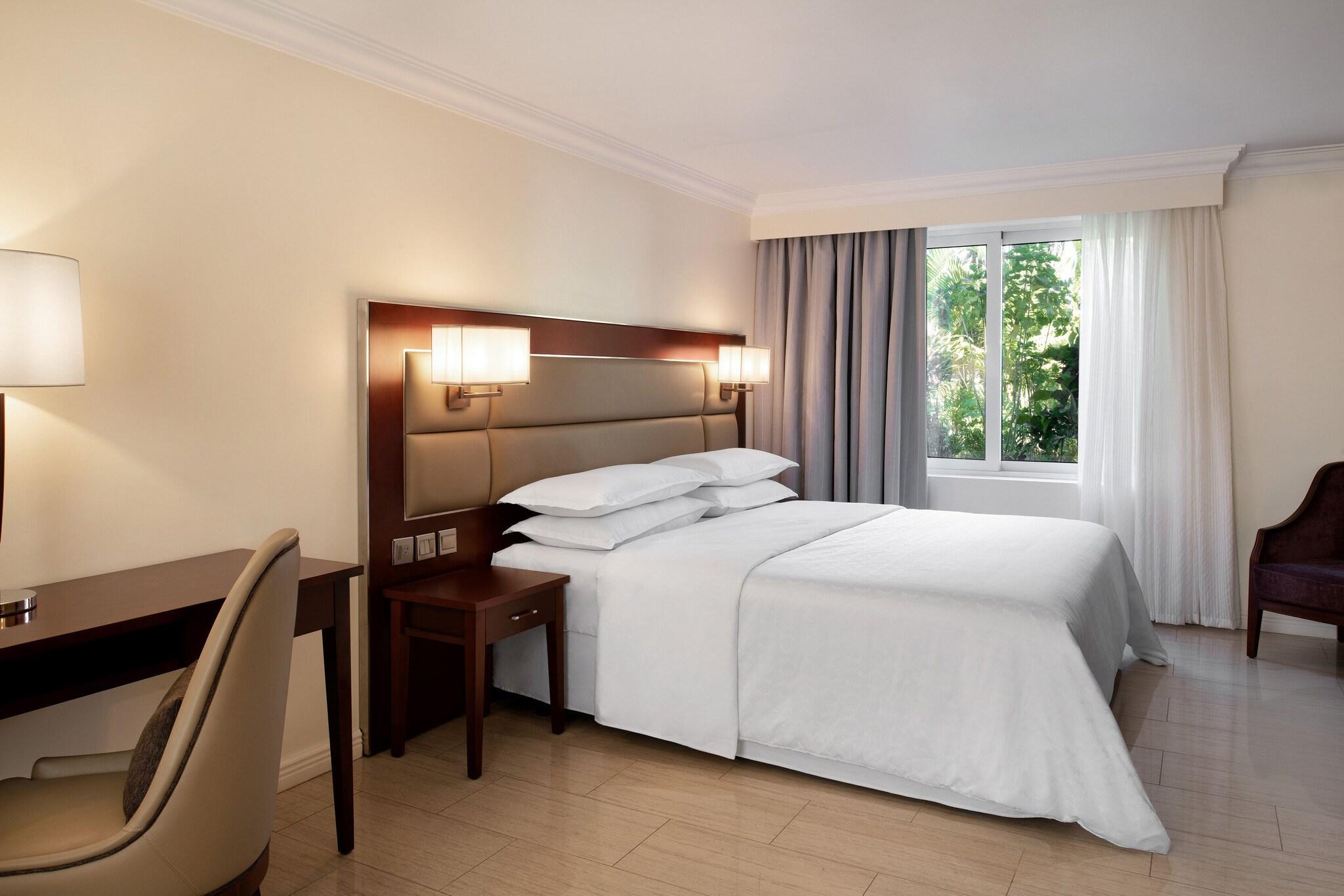 hotel-thumb