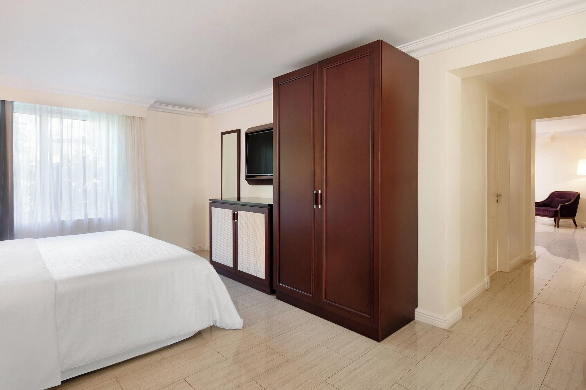 hotel-thumb
