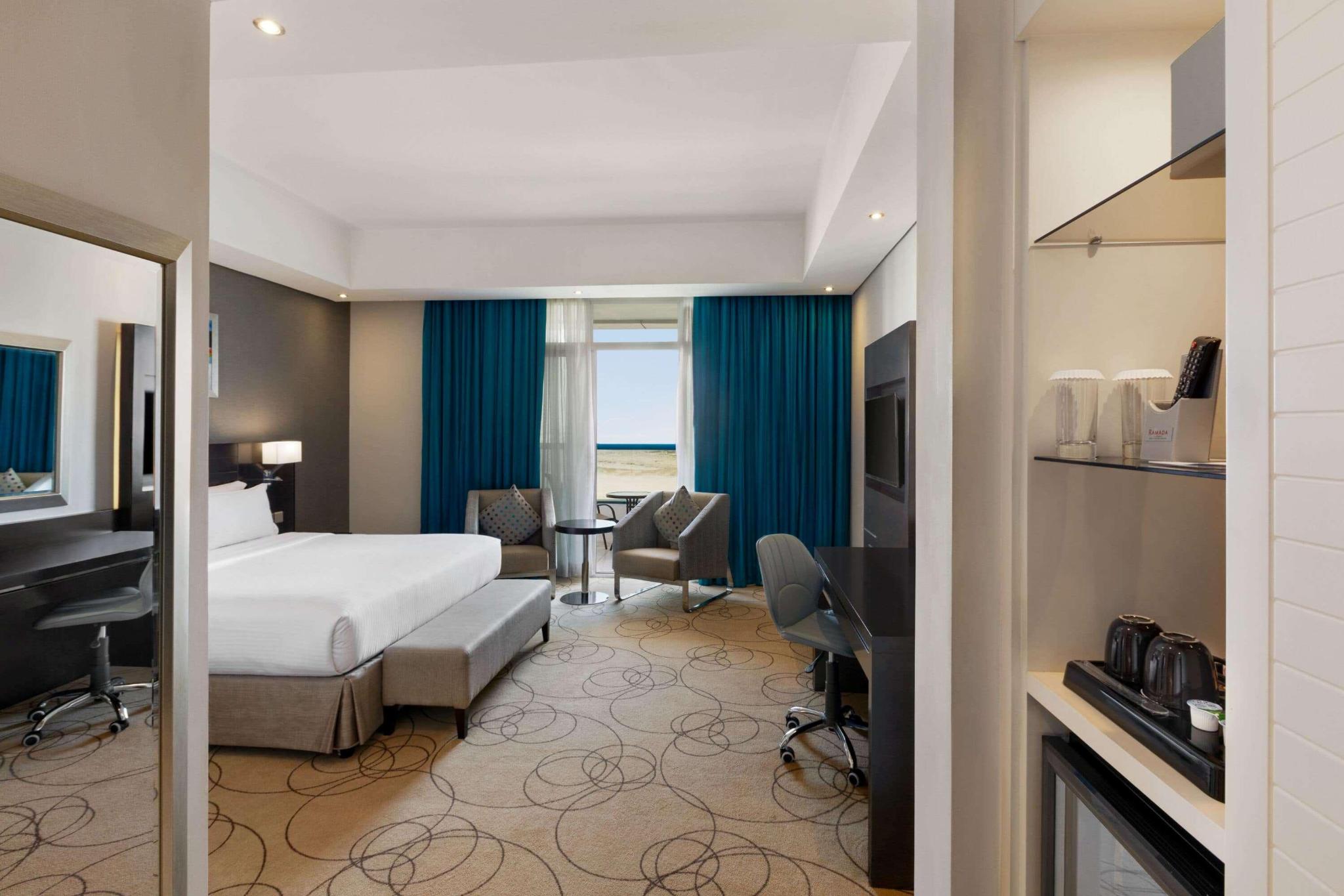 hotel-thumb