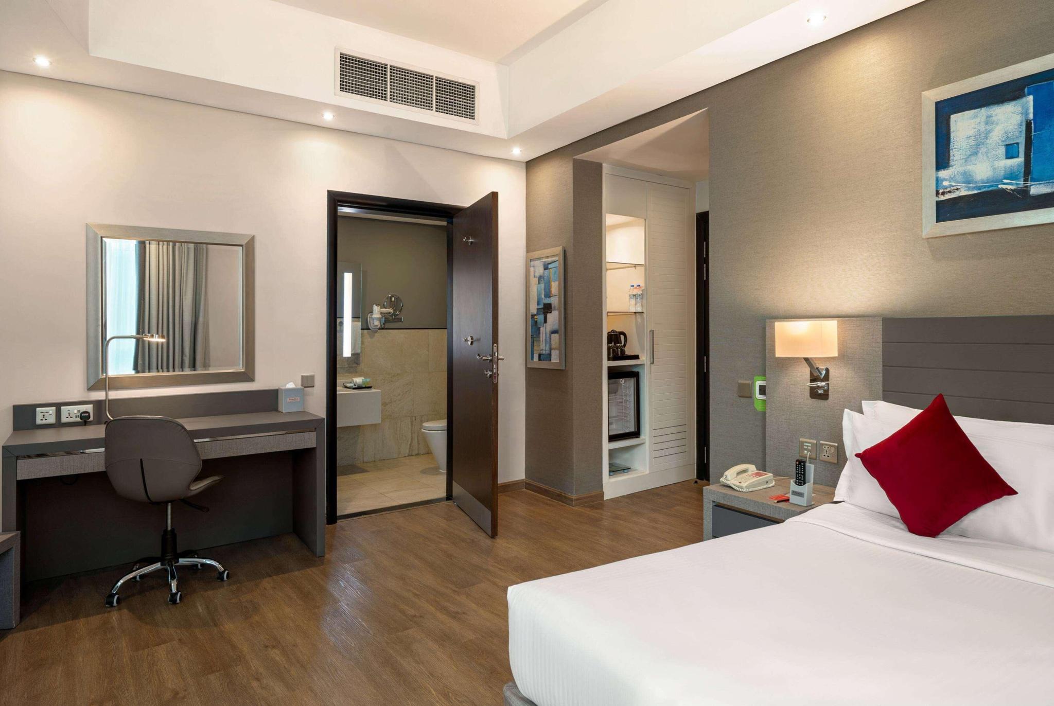 hotel-thumb