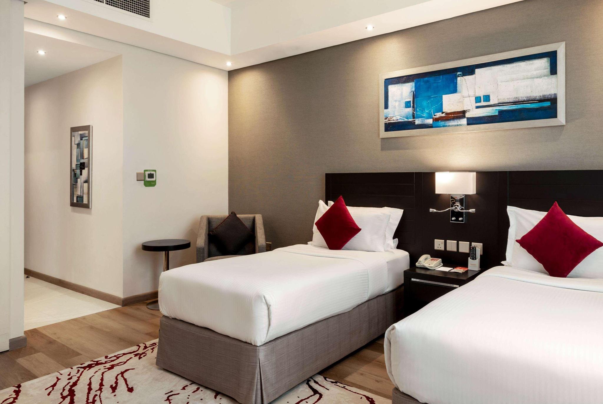 hotel-thumb