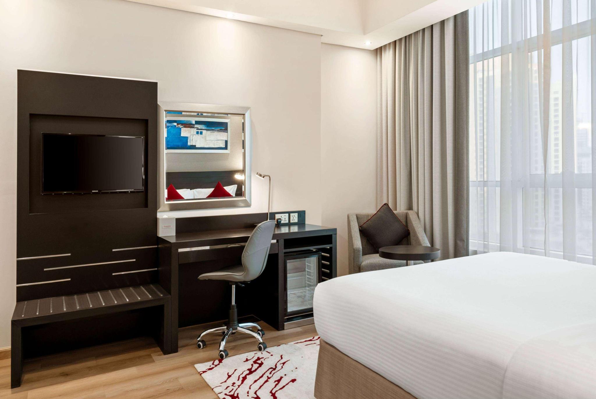 hotel-thumb