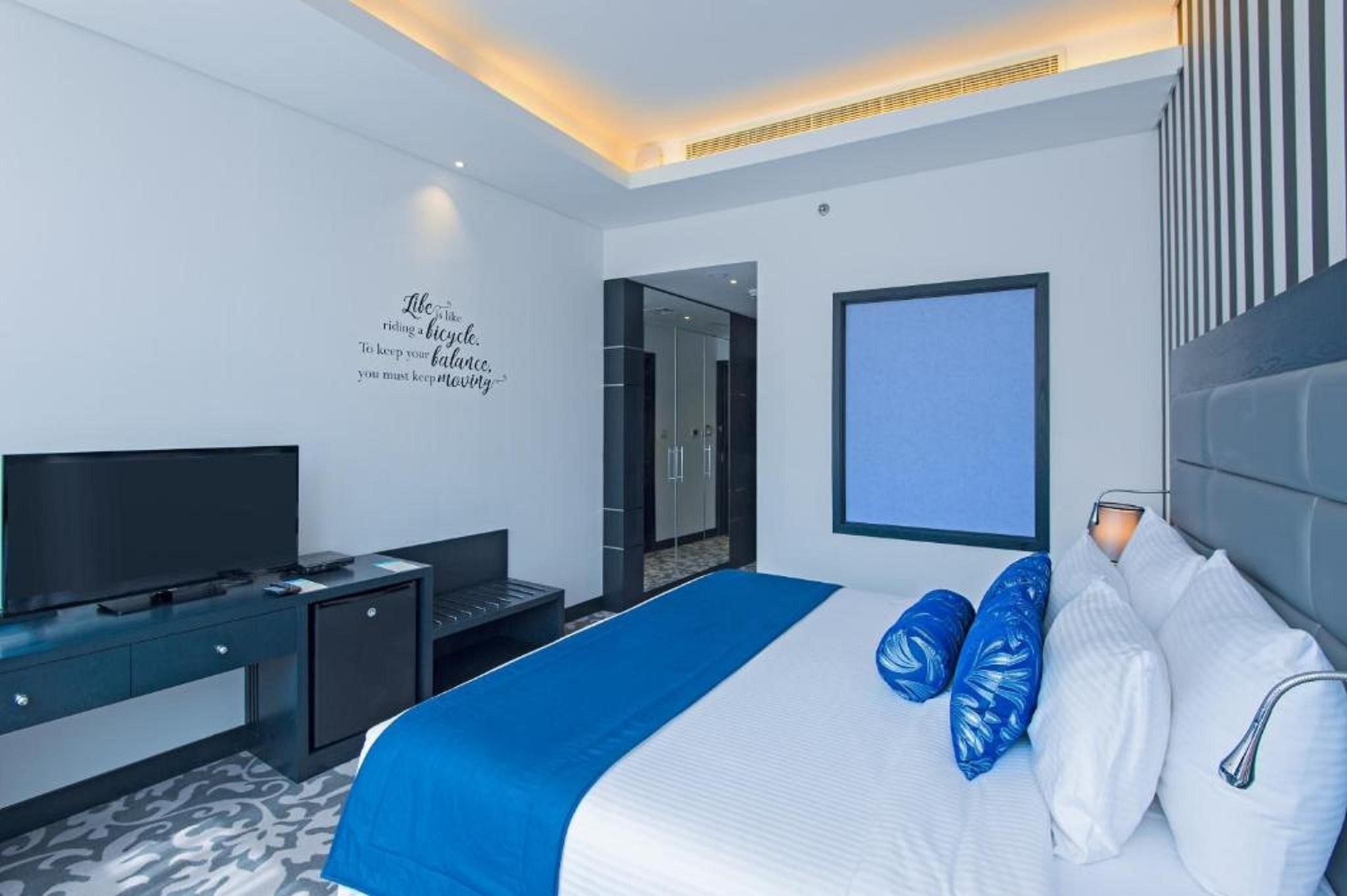 hotel-thumb