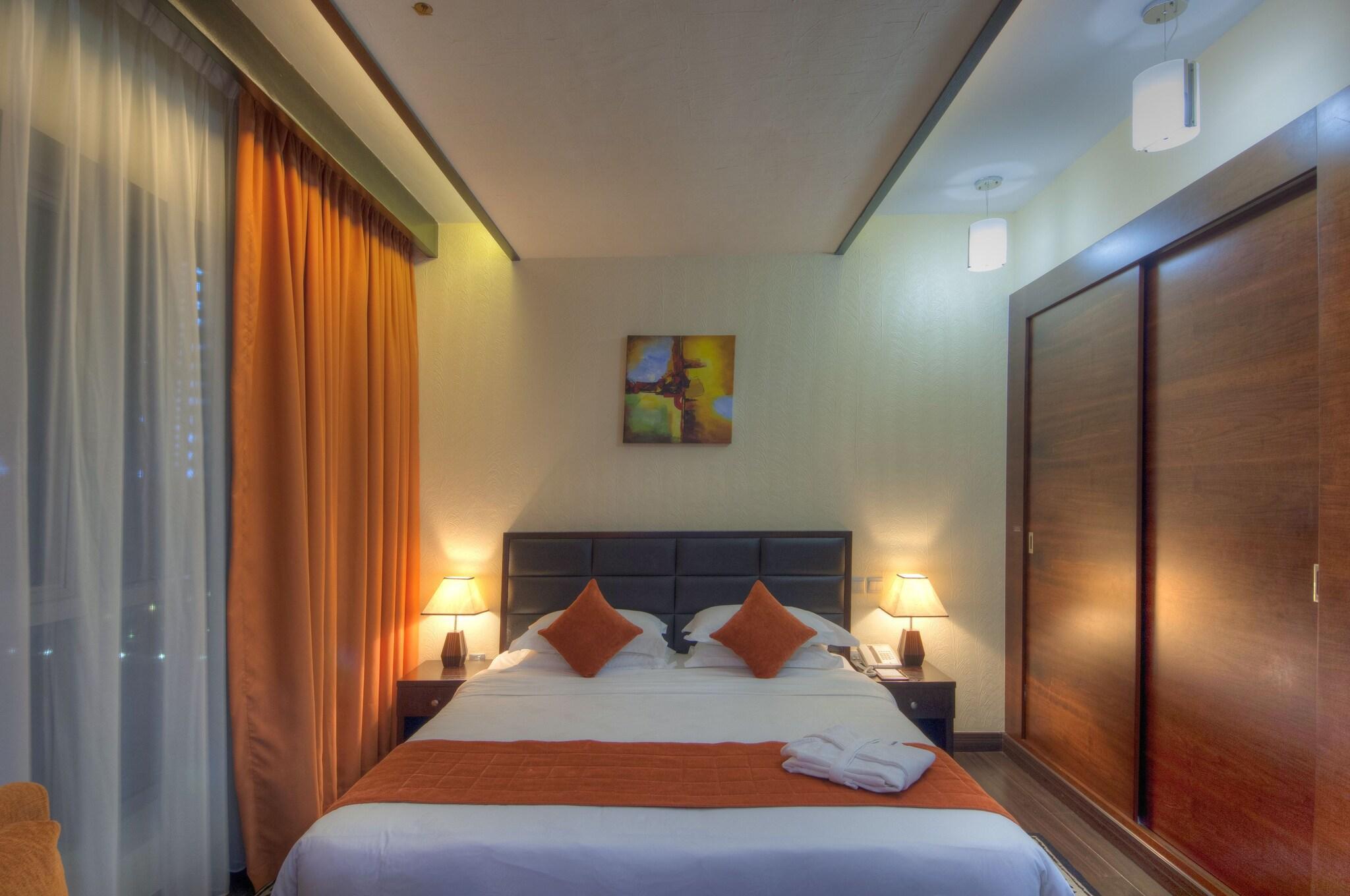 hotel-thumb