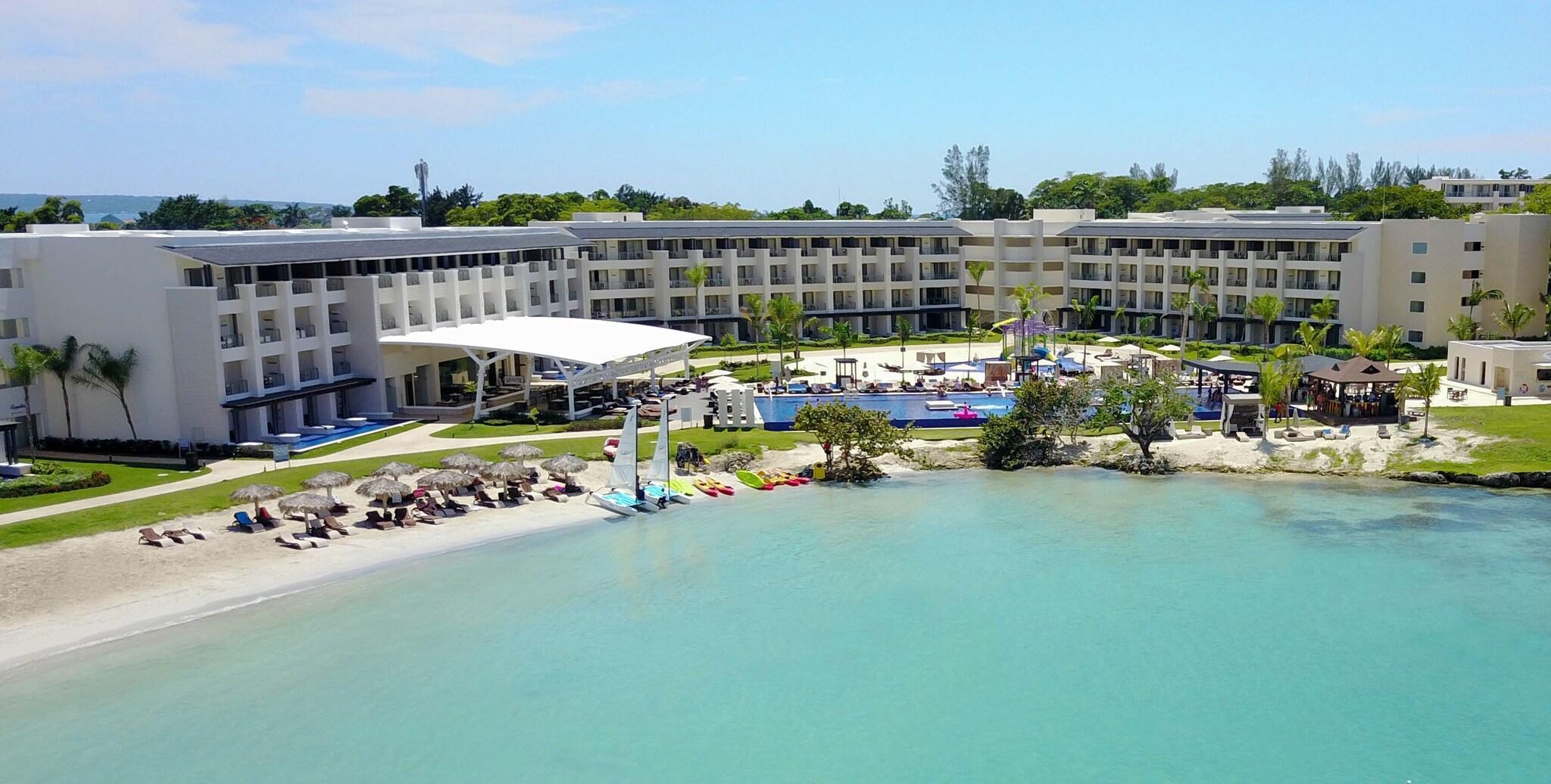 hotel-thumb