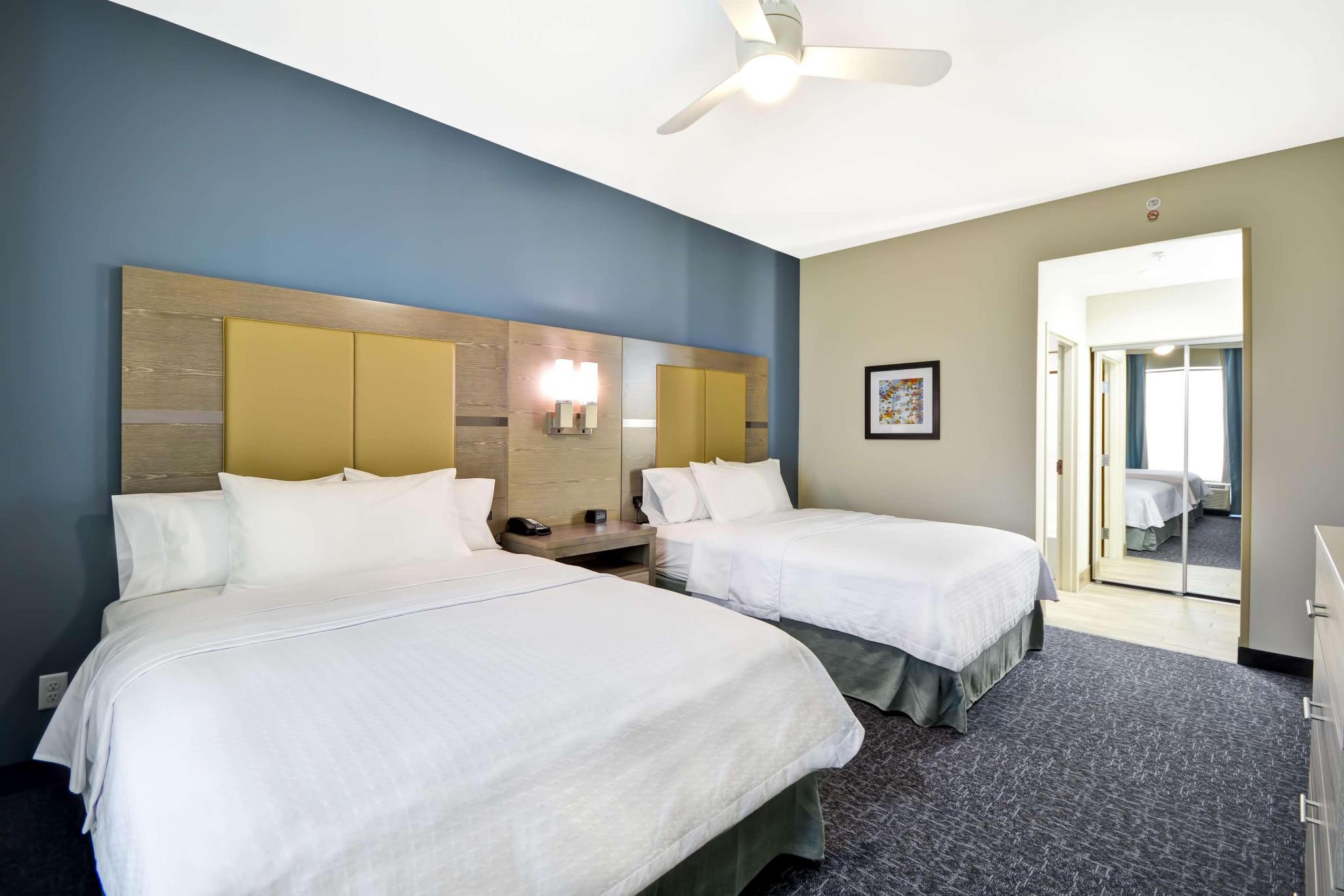 hotel-thumb