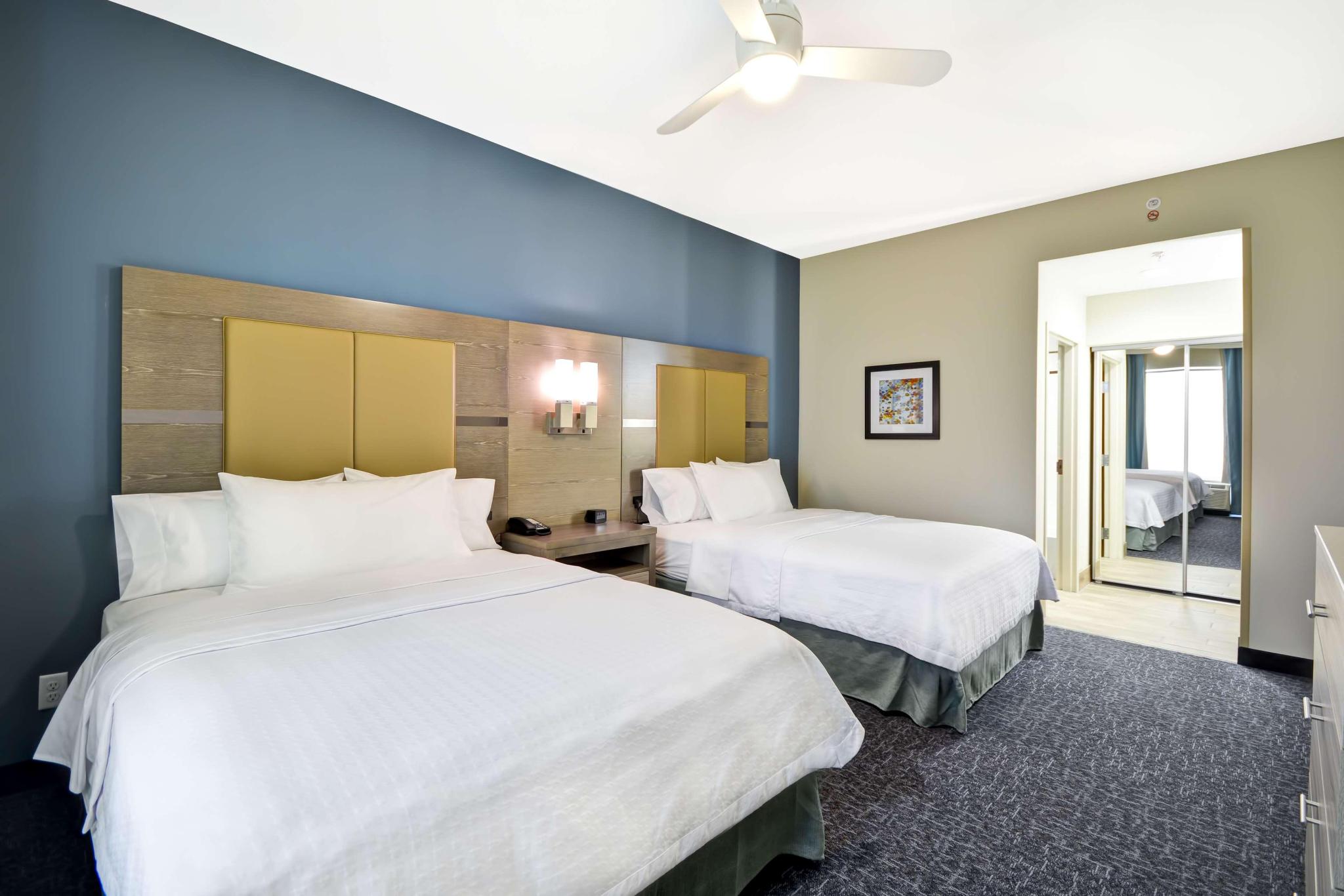 hotel-thumb