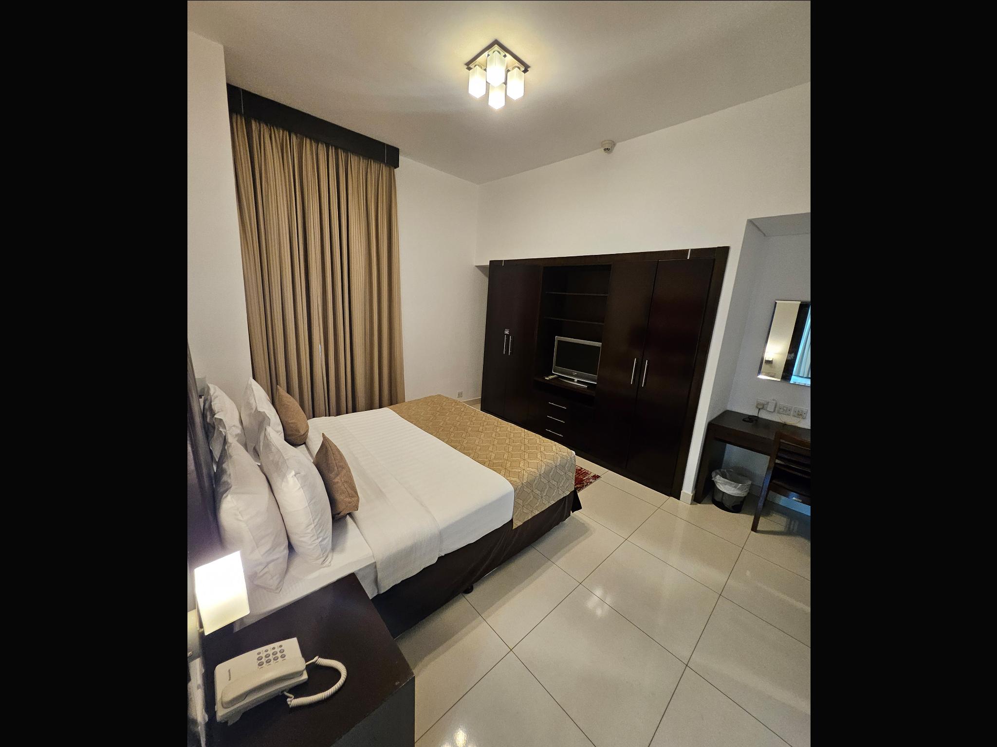 hotel-thumb