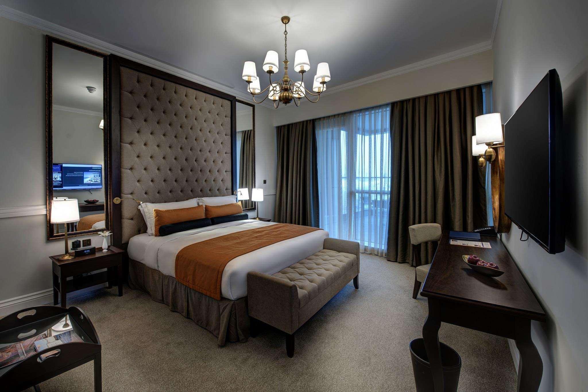 hotel-thumb