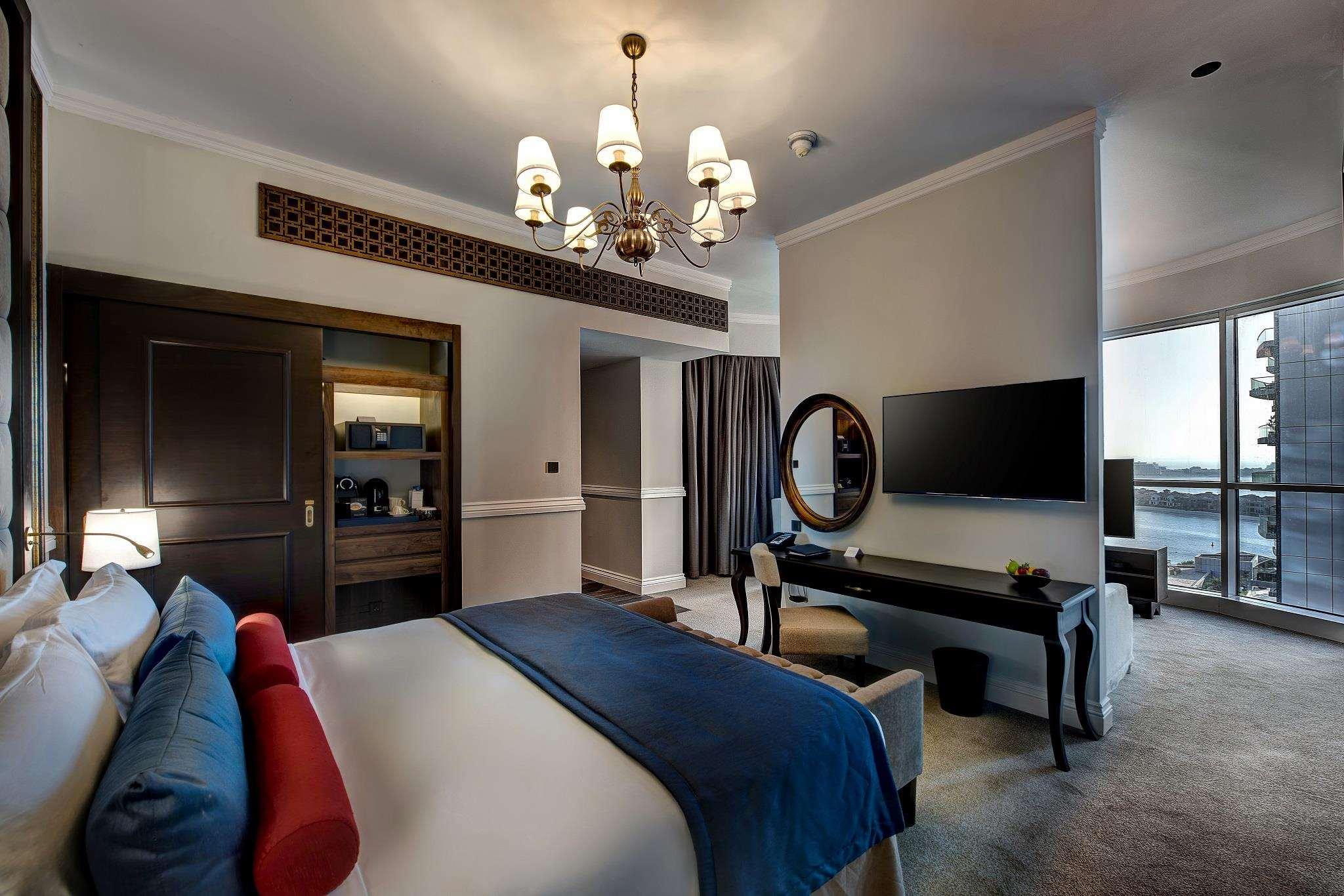 hotel-thumb