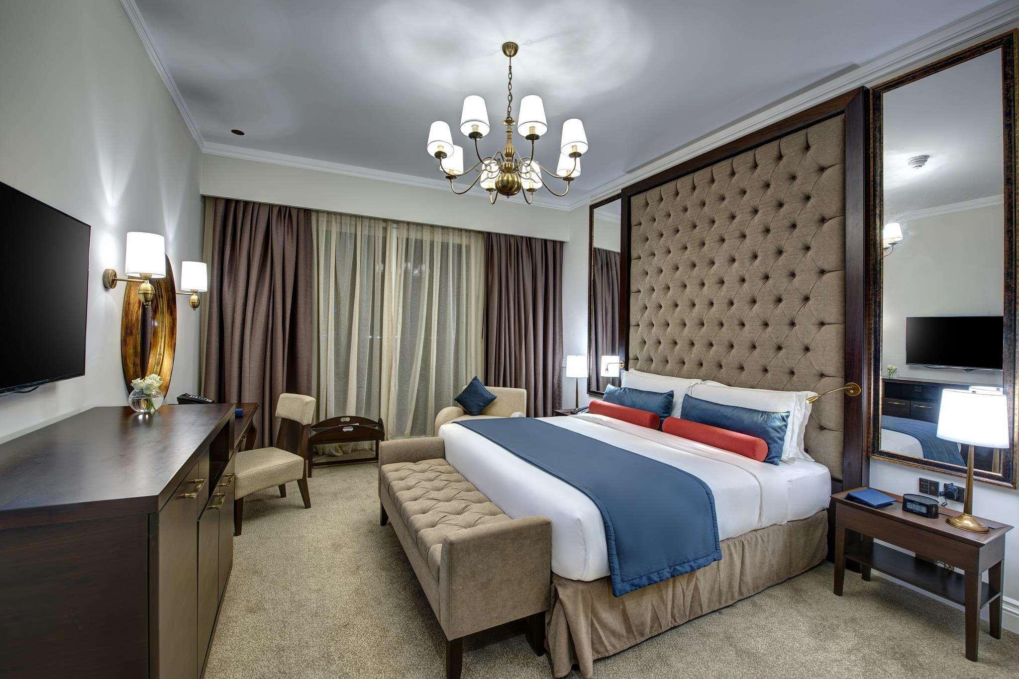 hotel-thumb