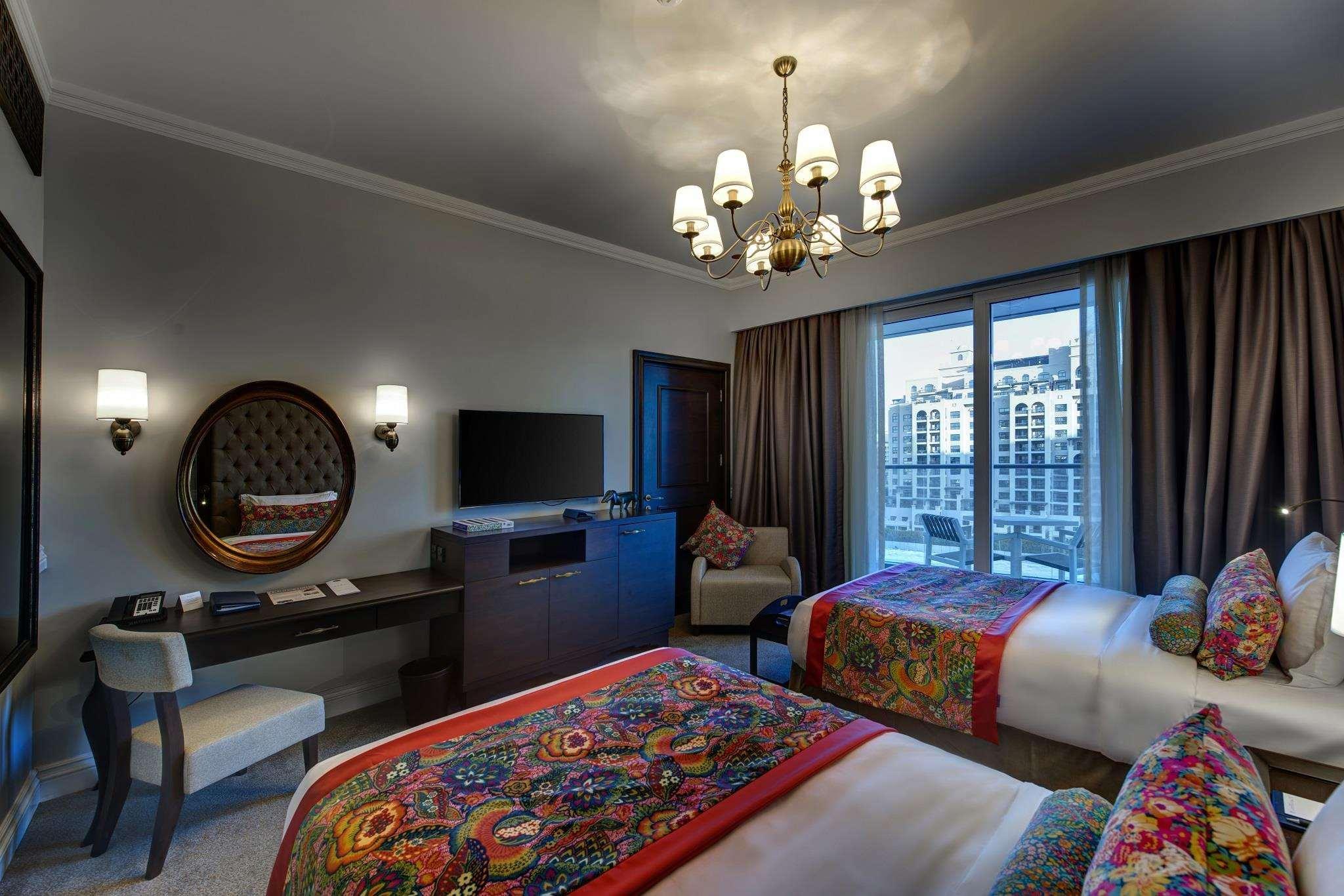 hotel-thumb