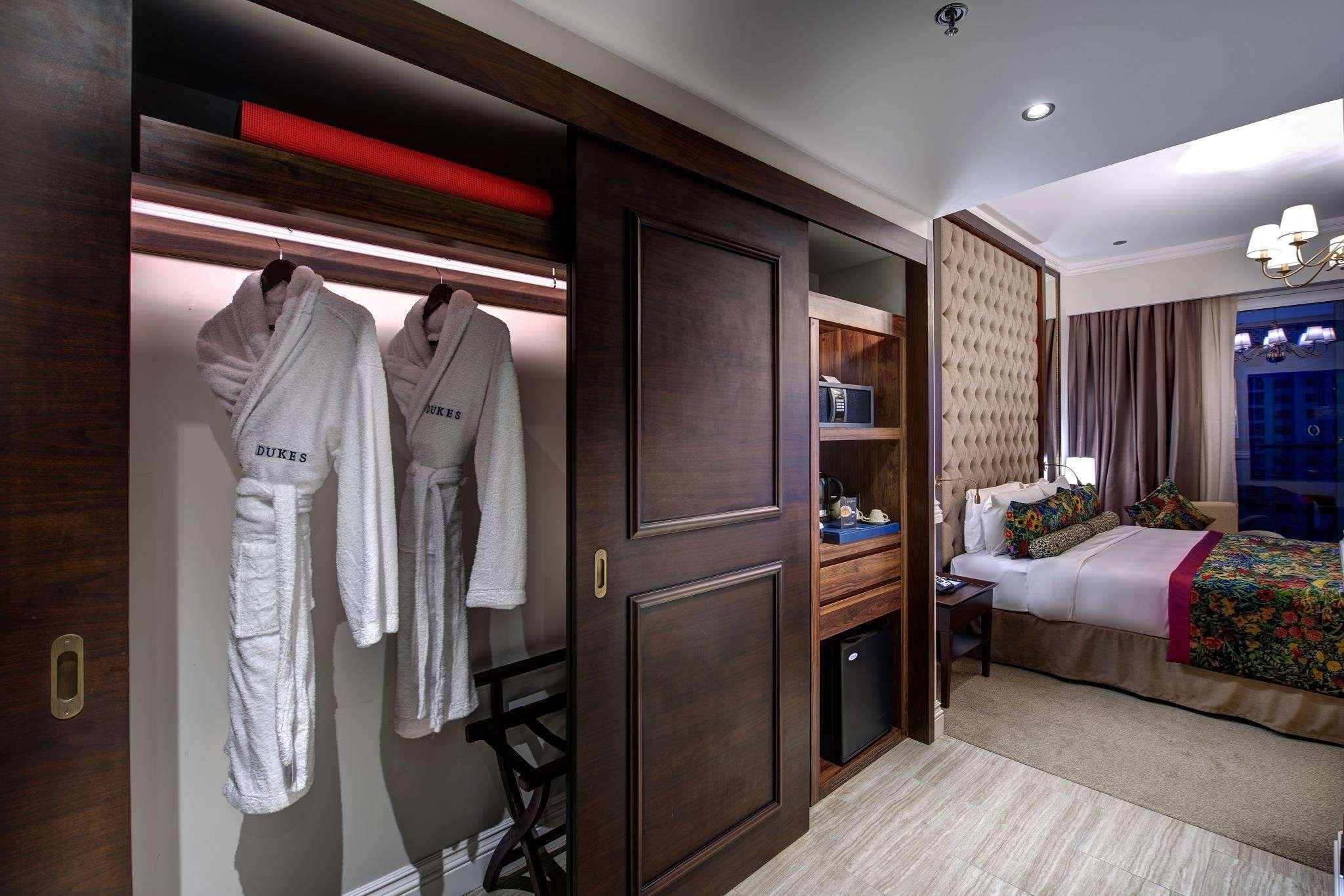 hotel-thumb