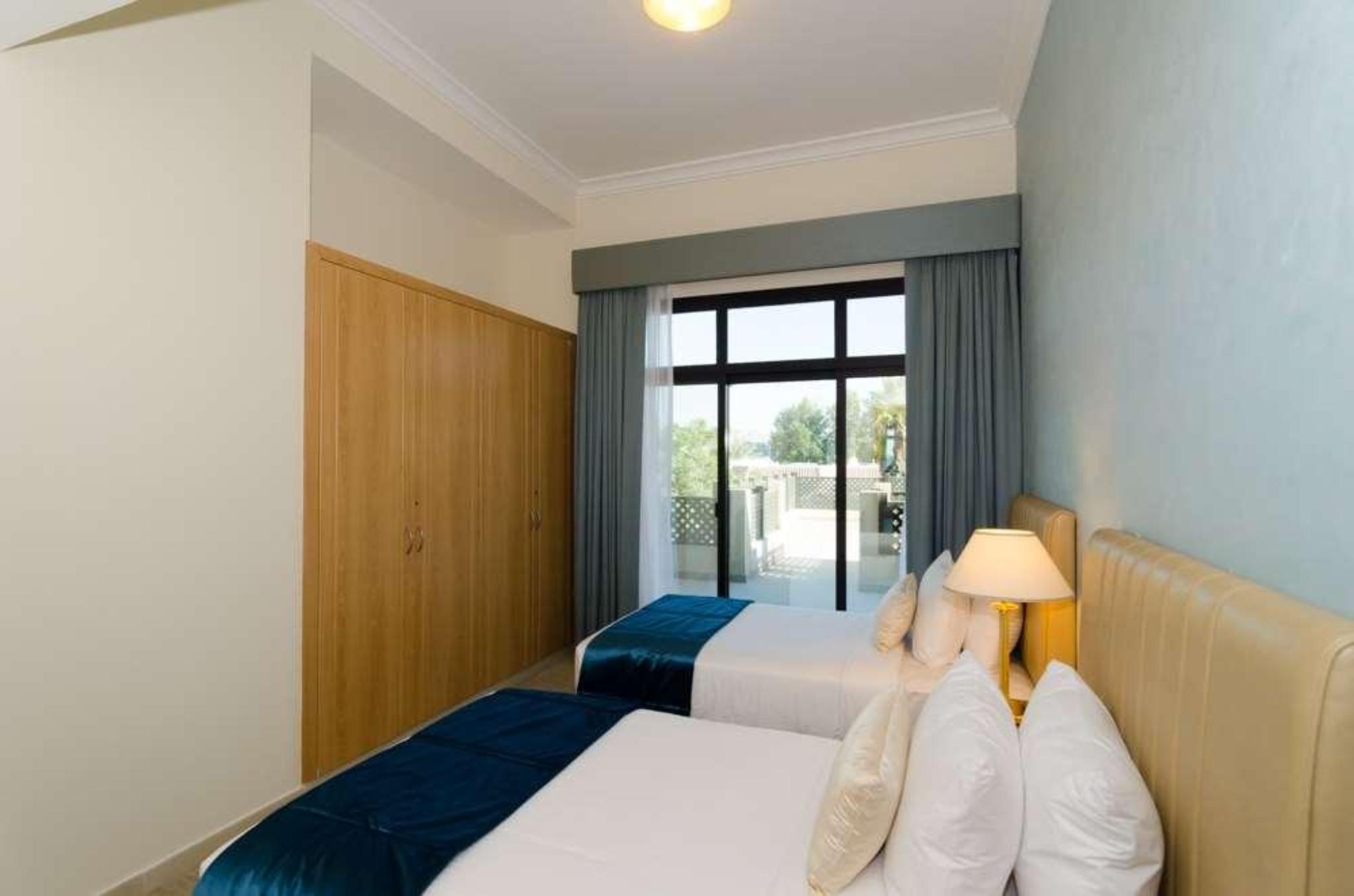 hotel-thumb
