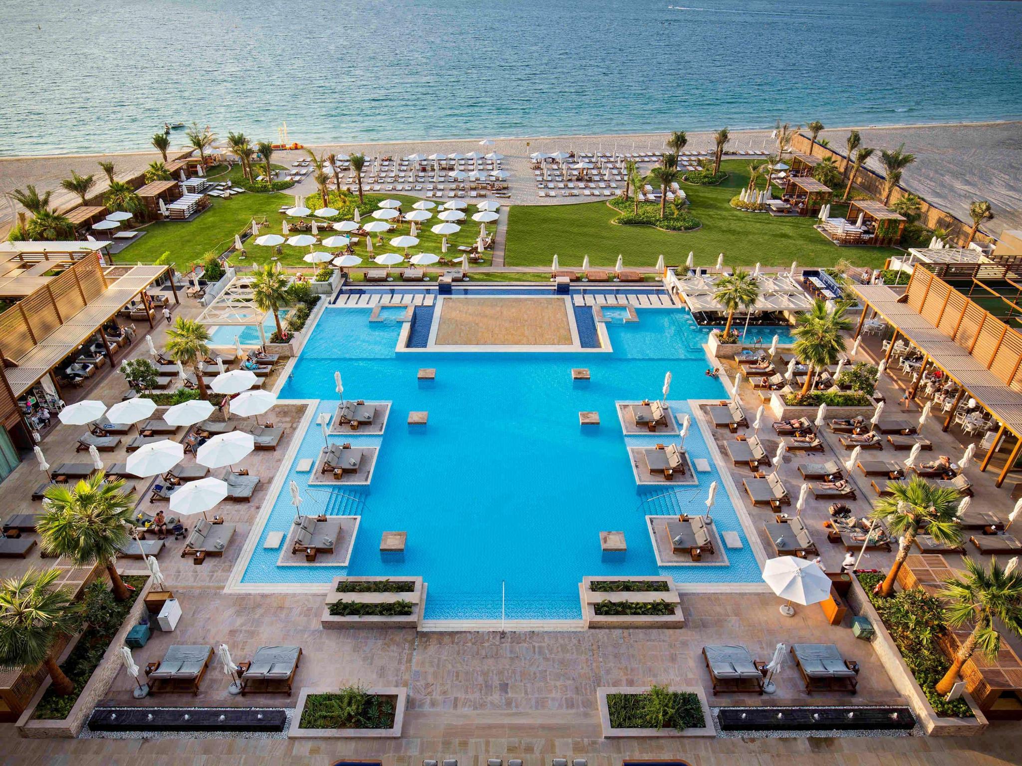 hotel-thumb