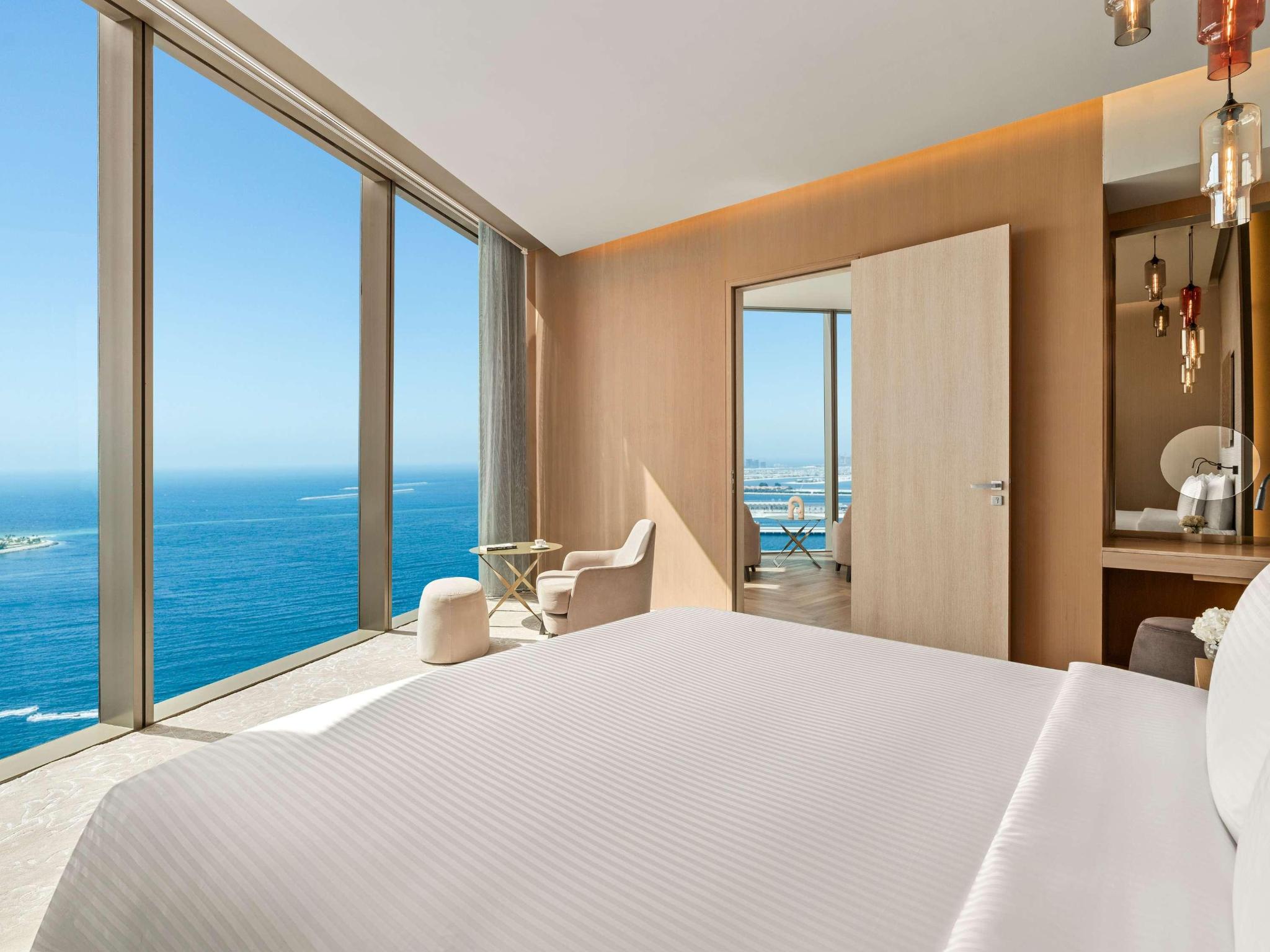 hotel-thumb