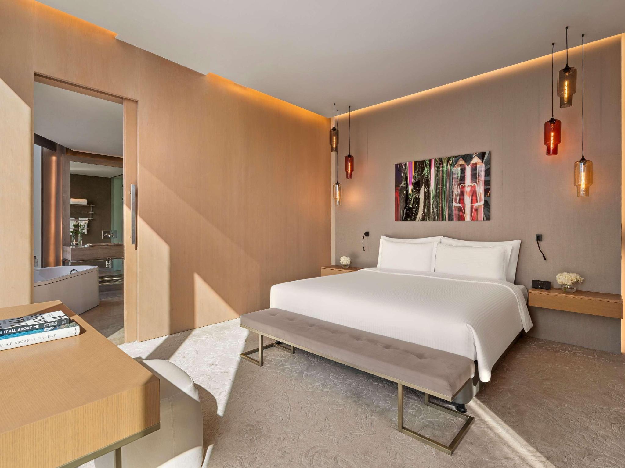 hotel-thumb