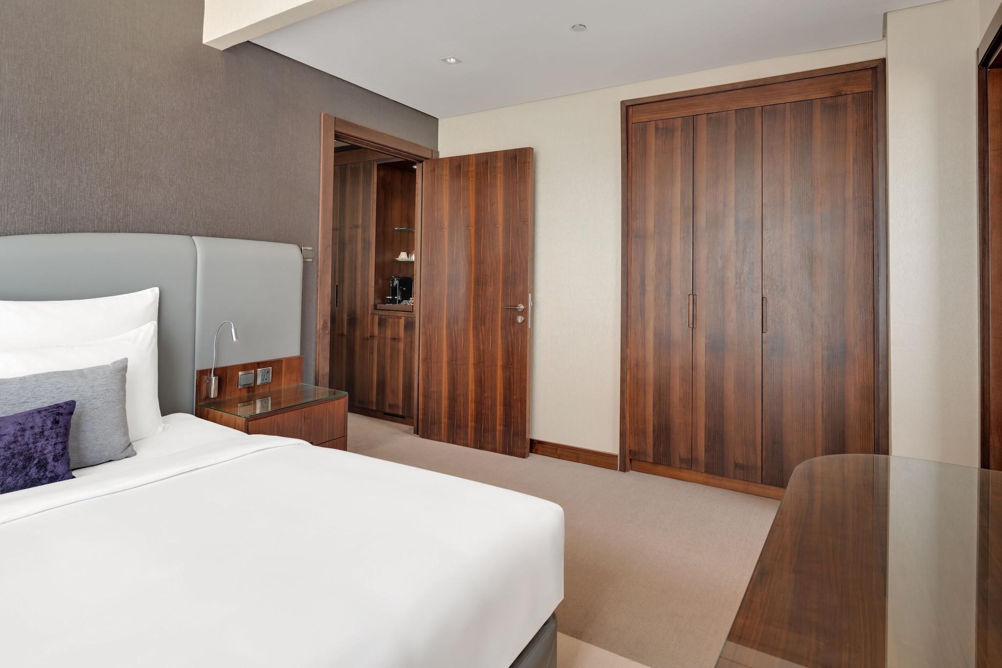 hotel-thumb