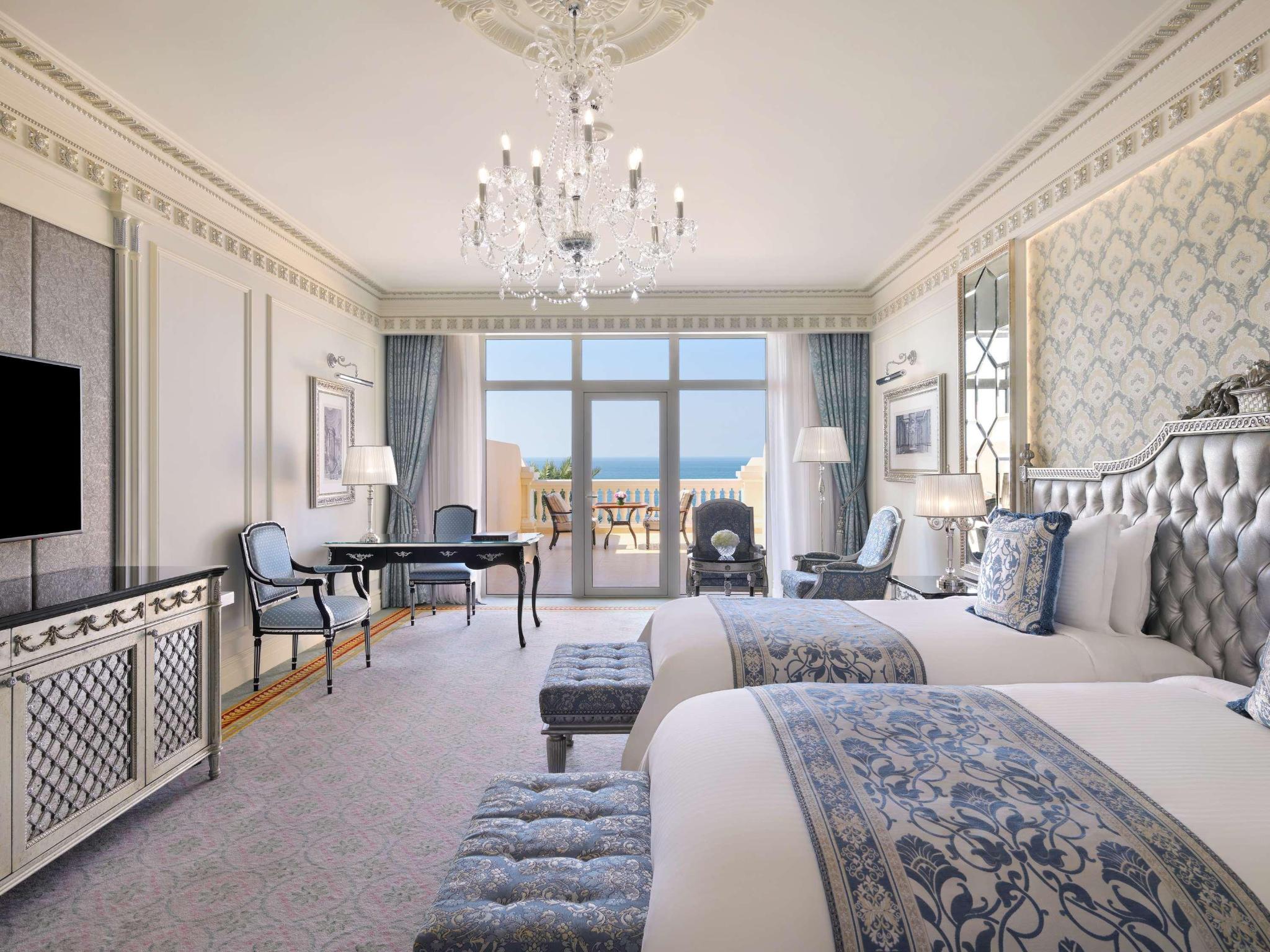 hotel-thumb