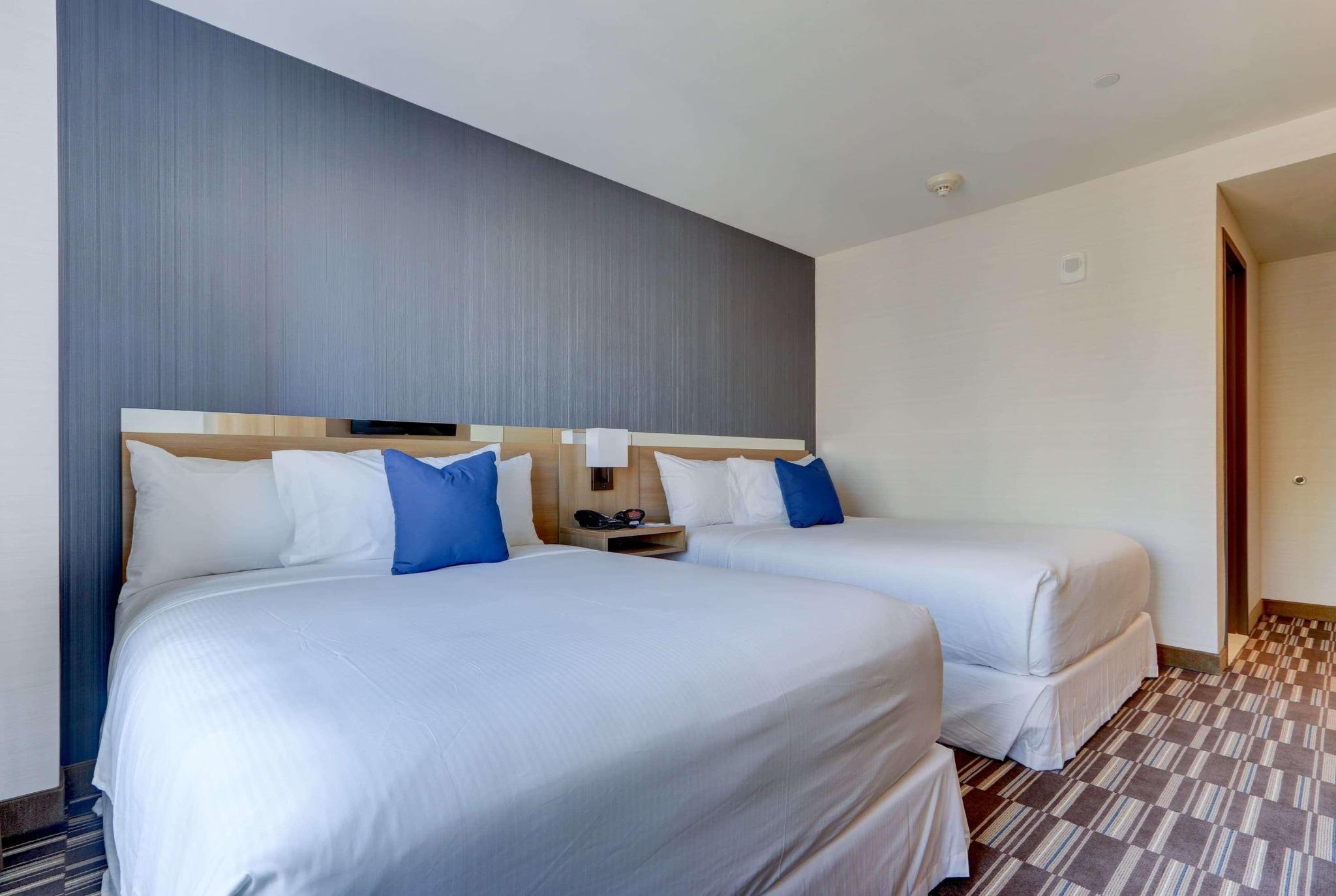 hotel-thumb