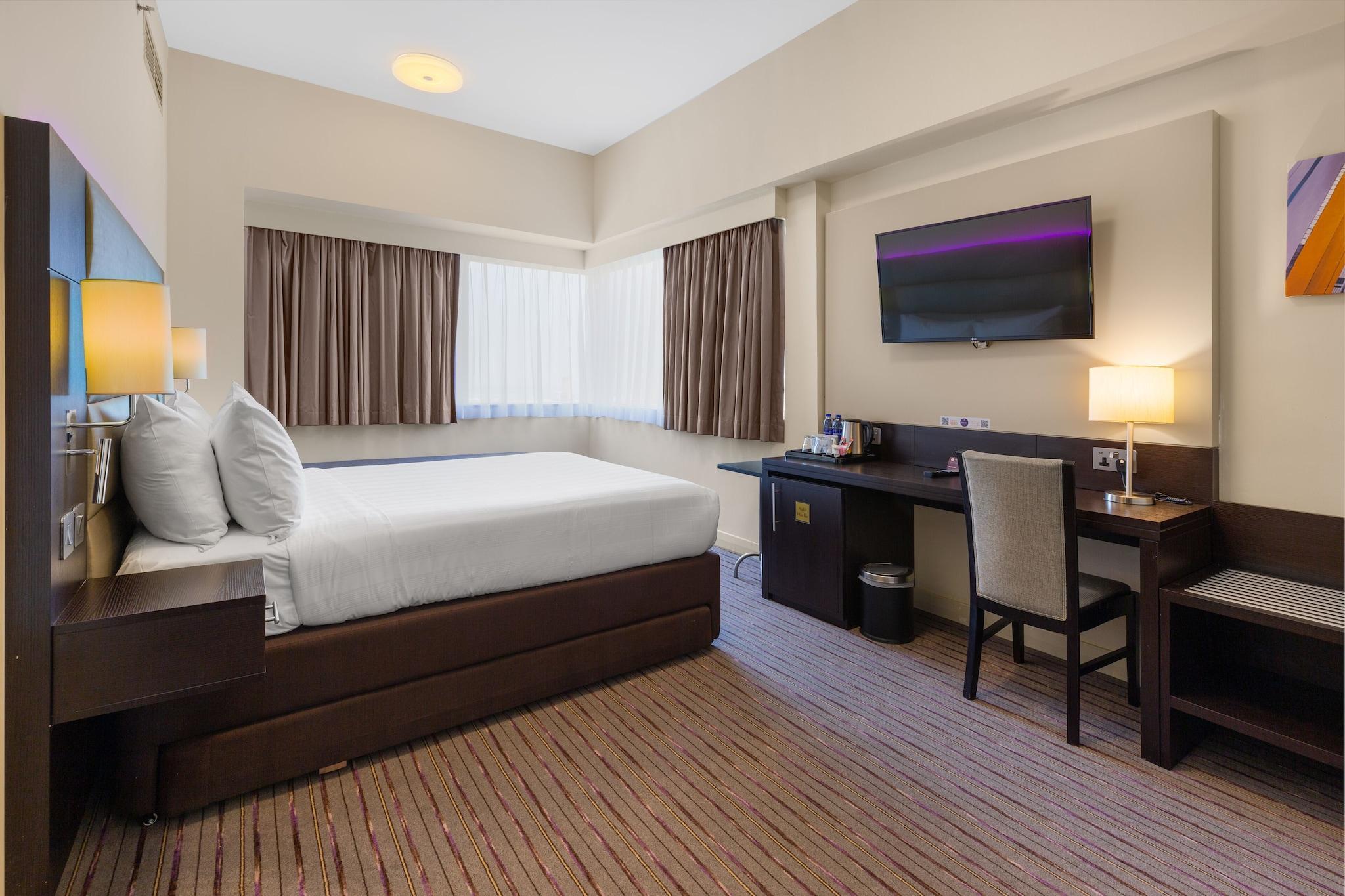 hotel-thumb