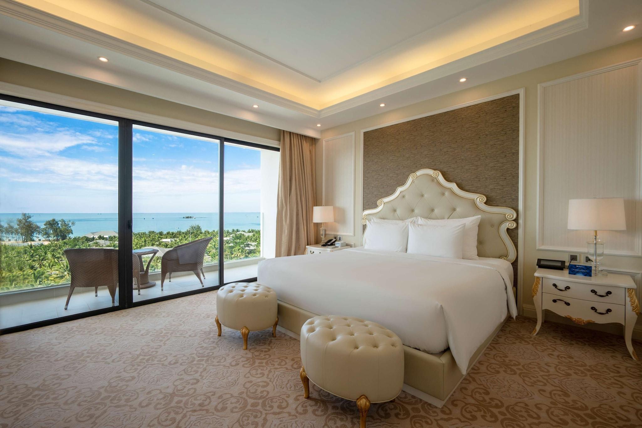 hotel-thumb