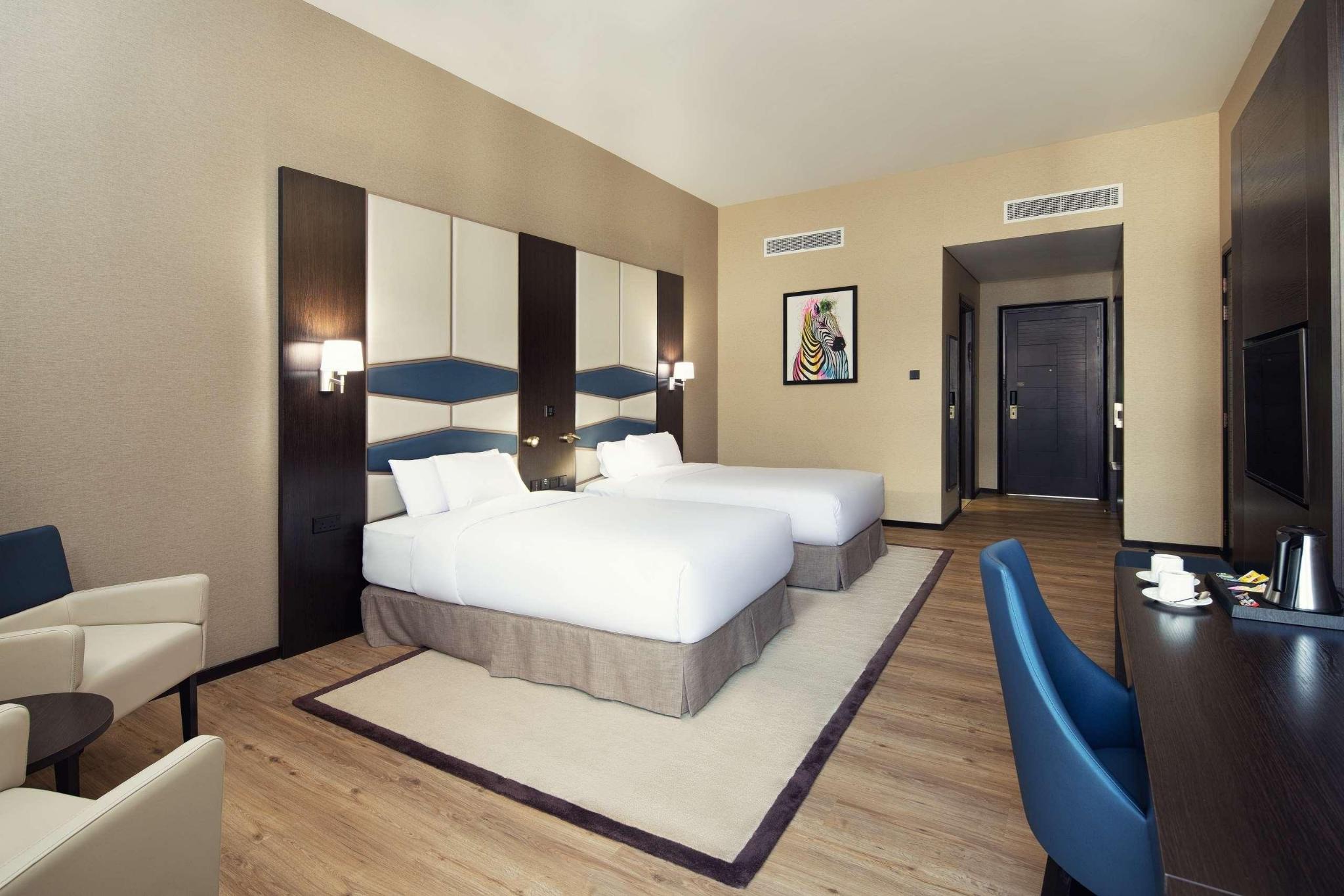 hotel-thumb
