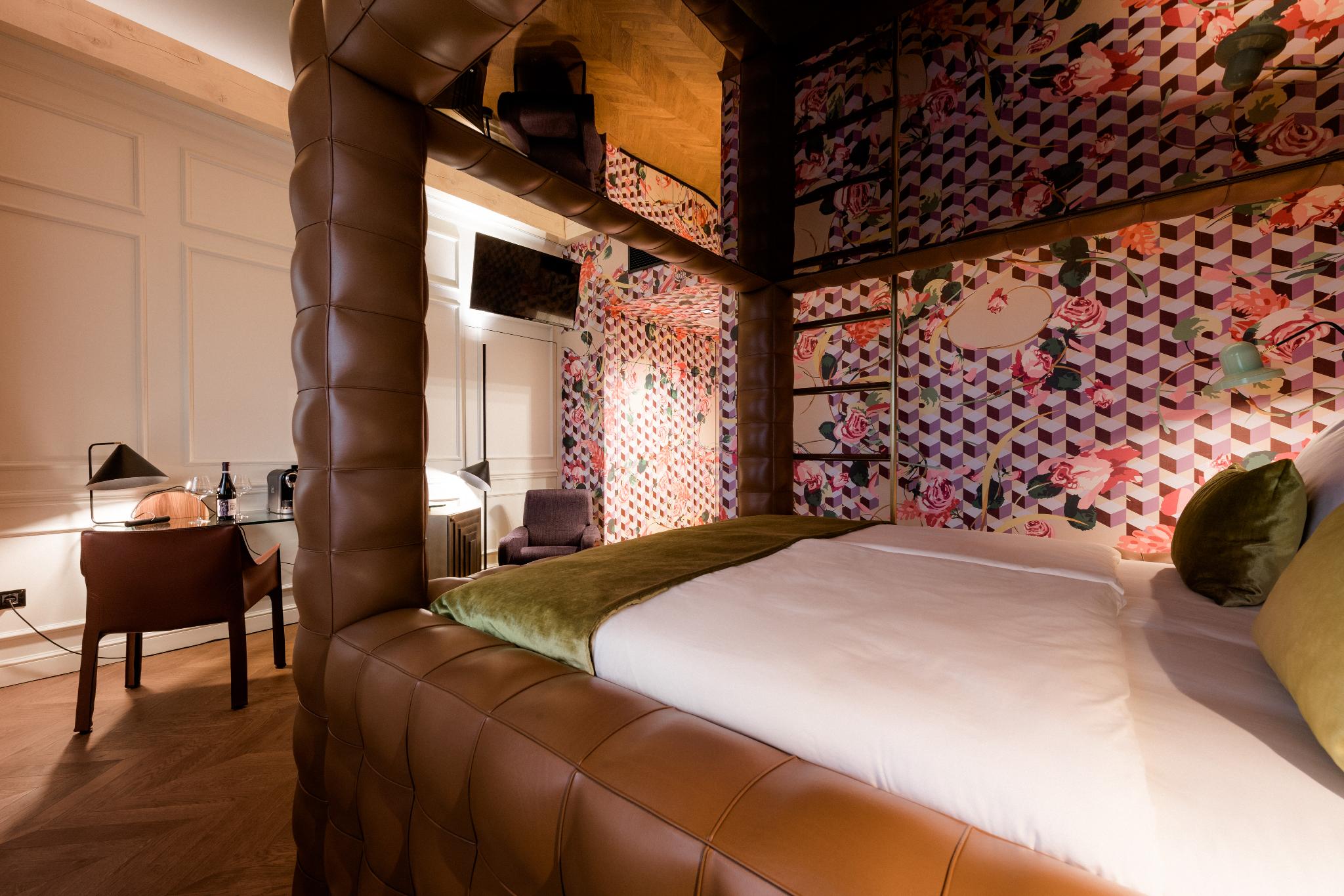 hotel-thumb