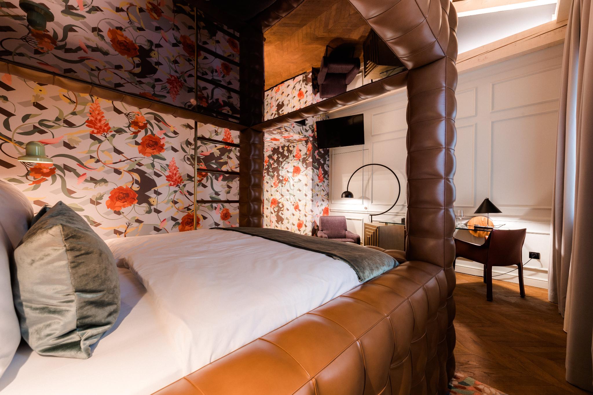 hotel-thumb