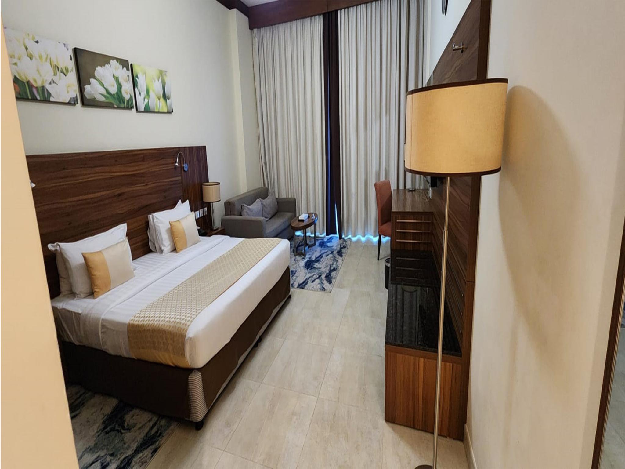 hotel-thumb