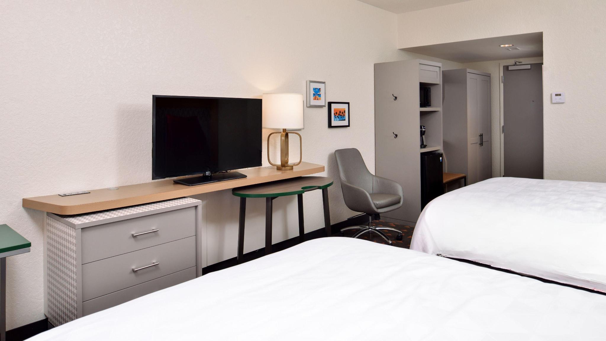 hotel-thumb
