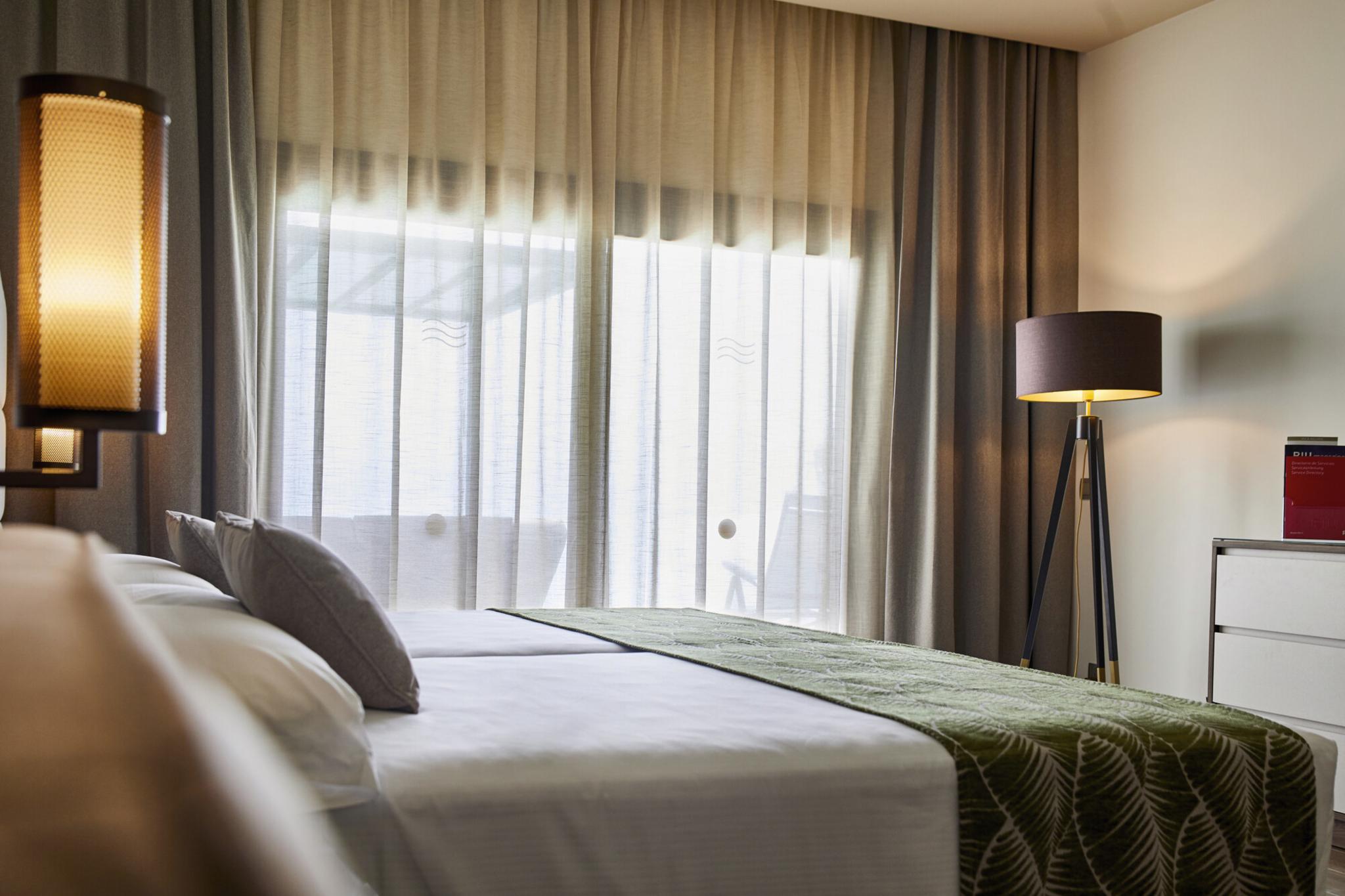 hotel-thumb