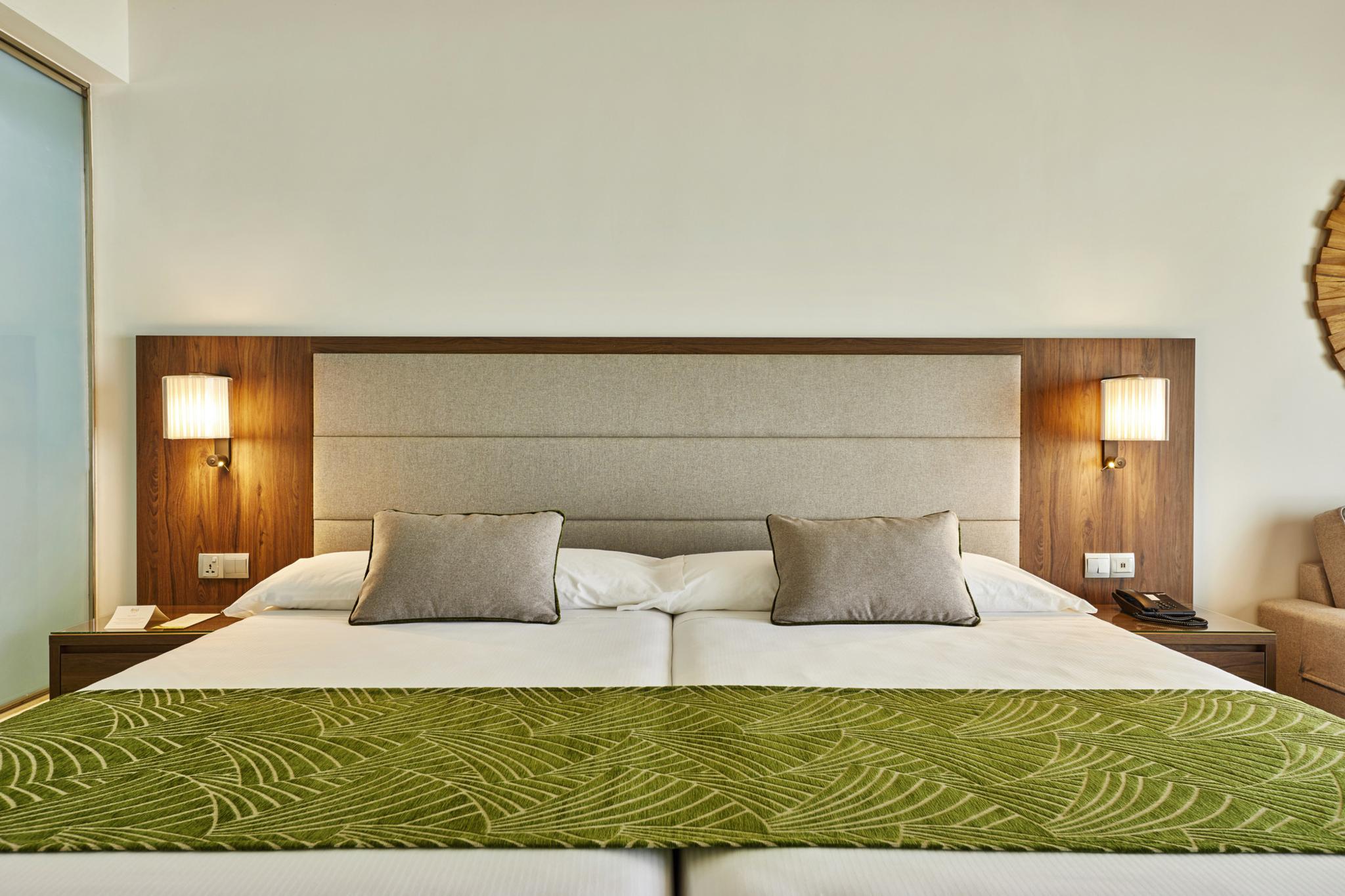 hotel-thumb