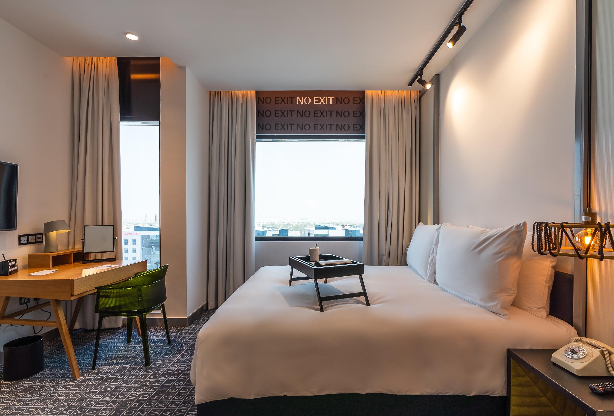 hotel-thumb