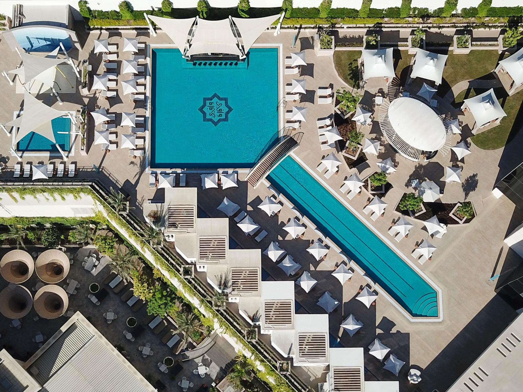 hotel-thumb