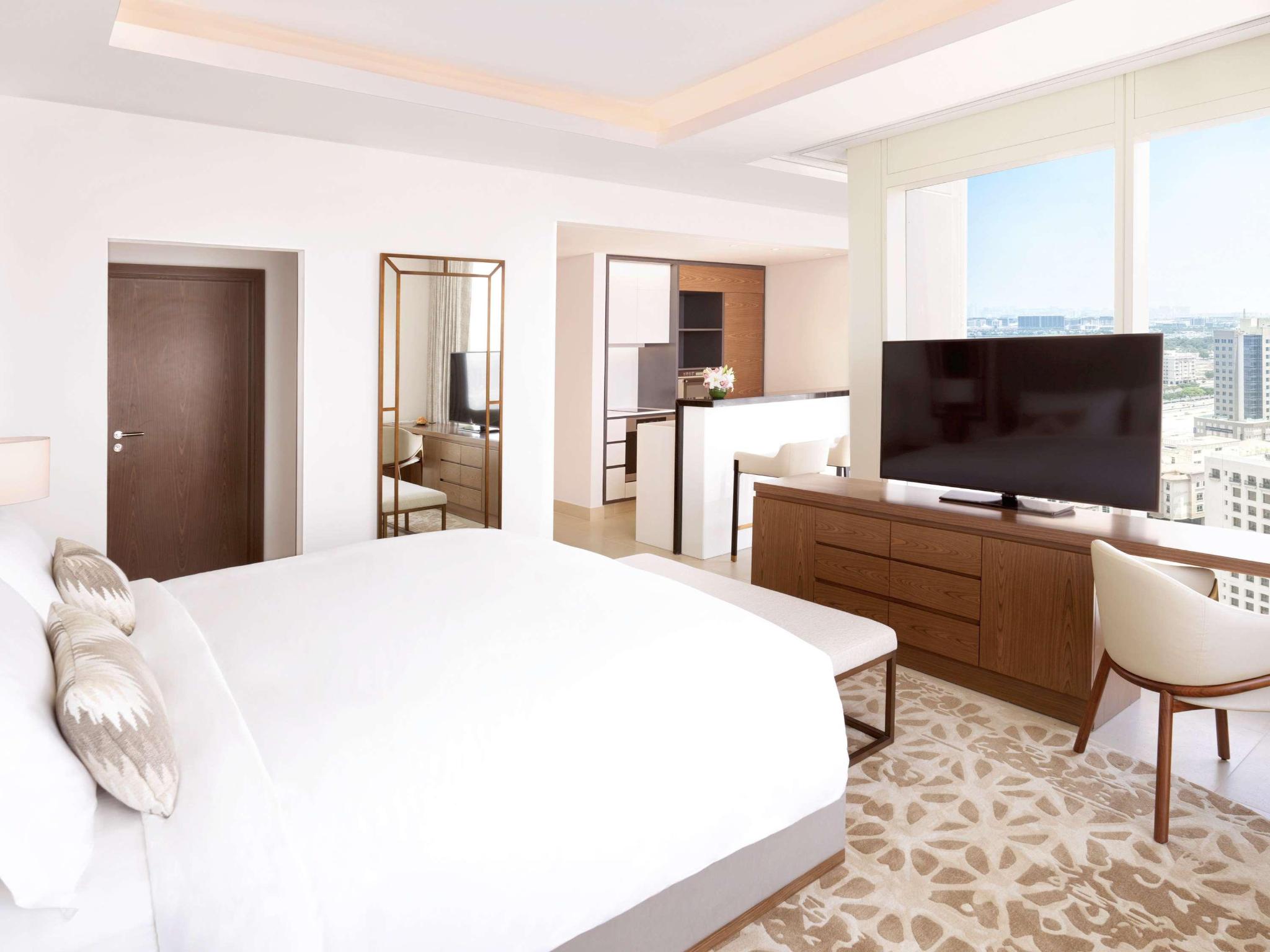 hotel-thumb