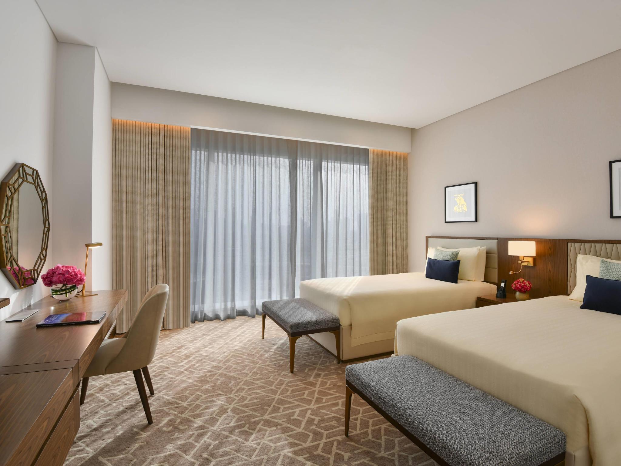 hotel-thumb