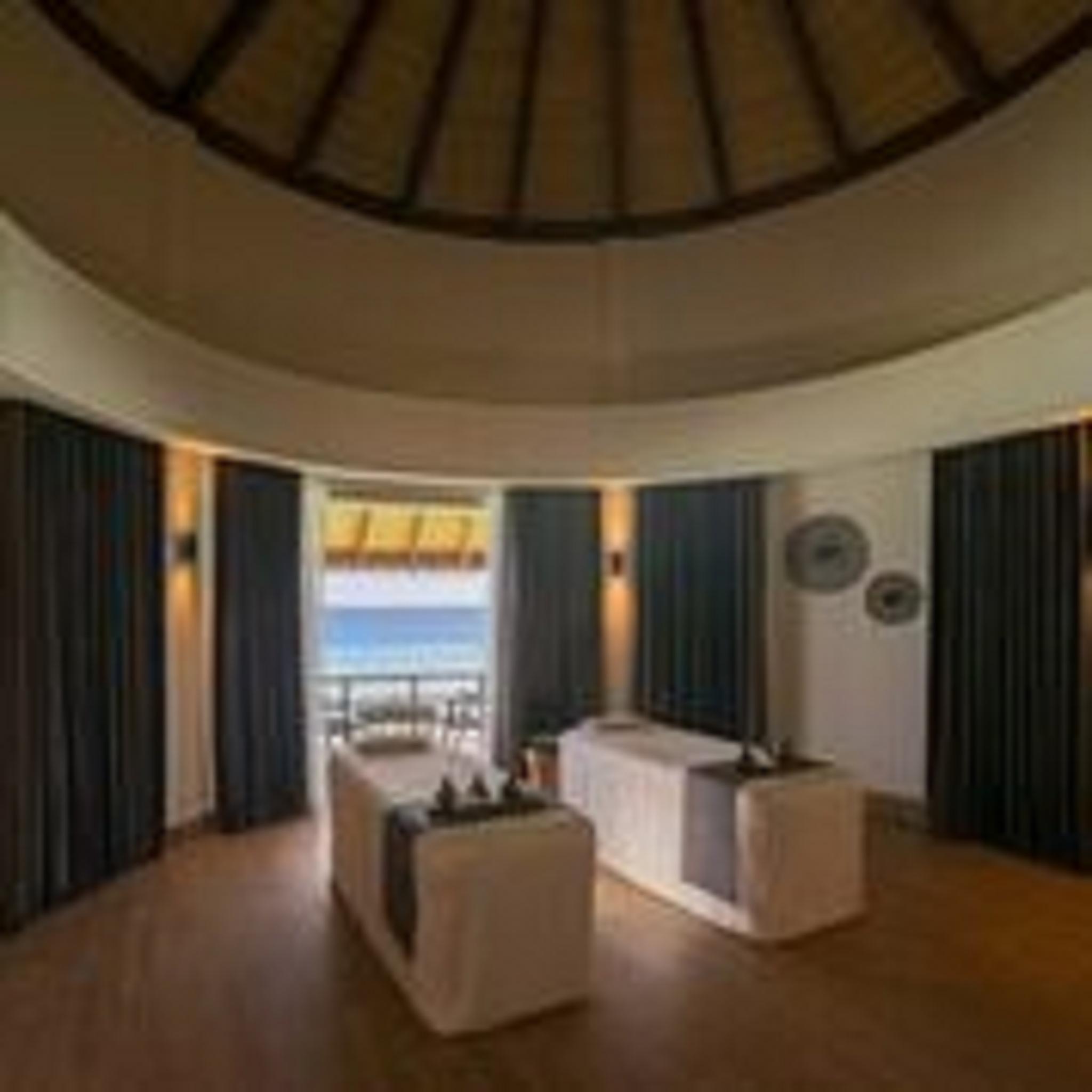 hotel-thumb