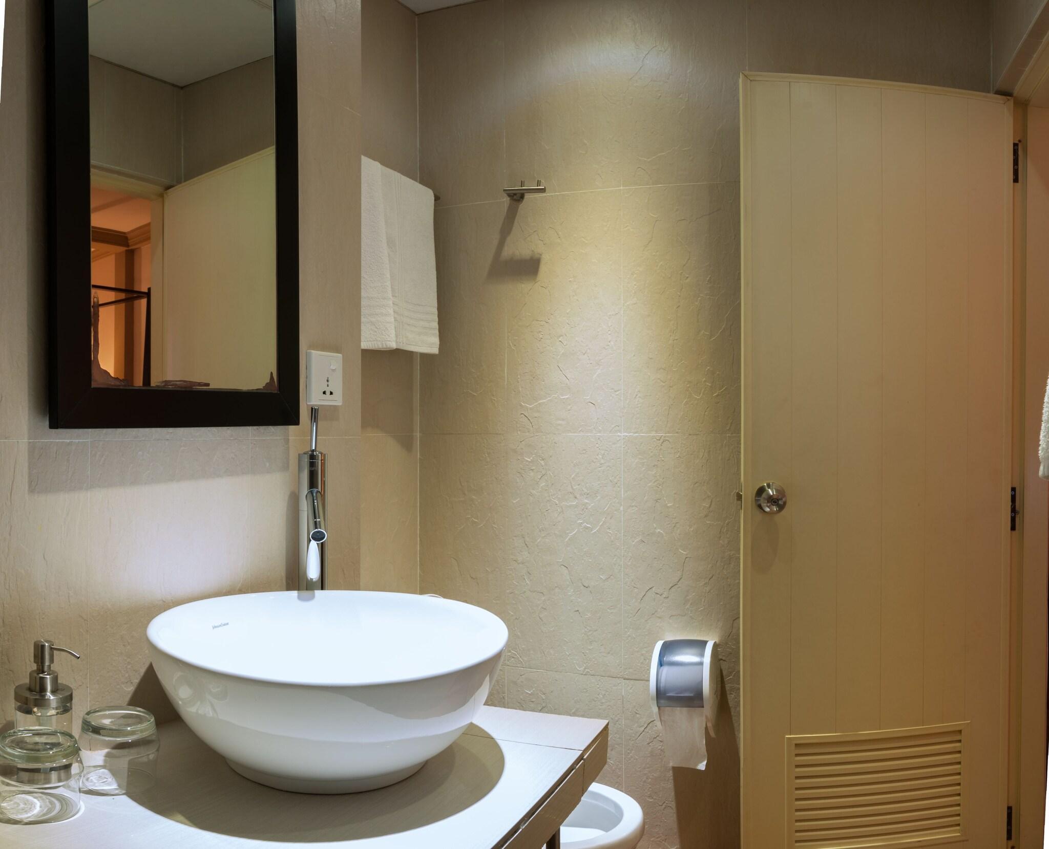 hotel-thumb