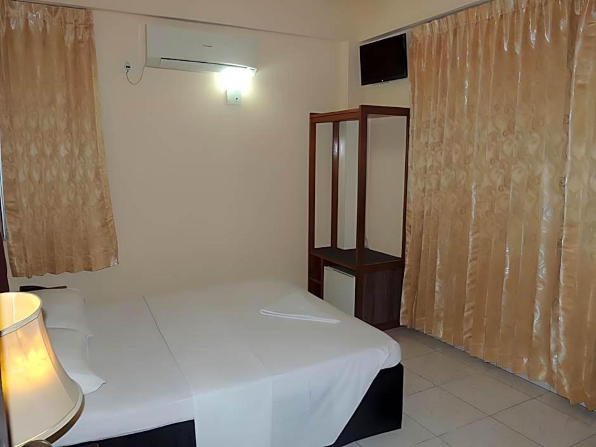 hotel-thumb