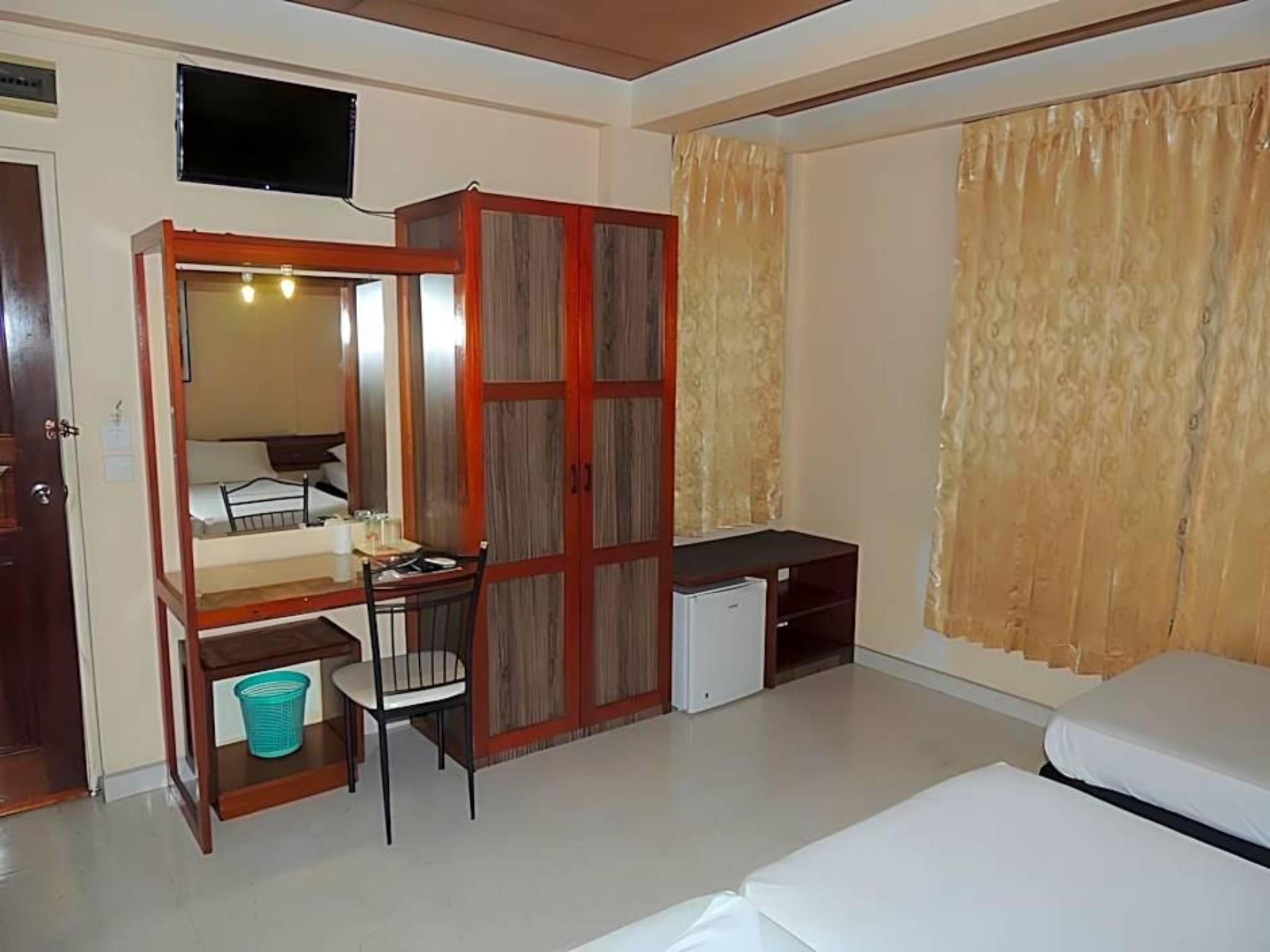 hotel-thumb