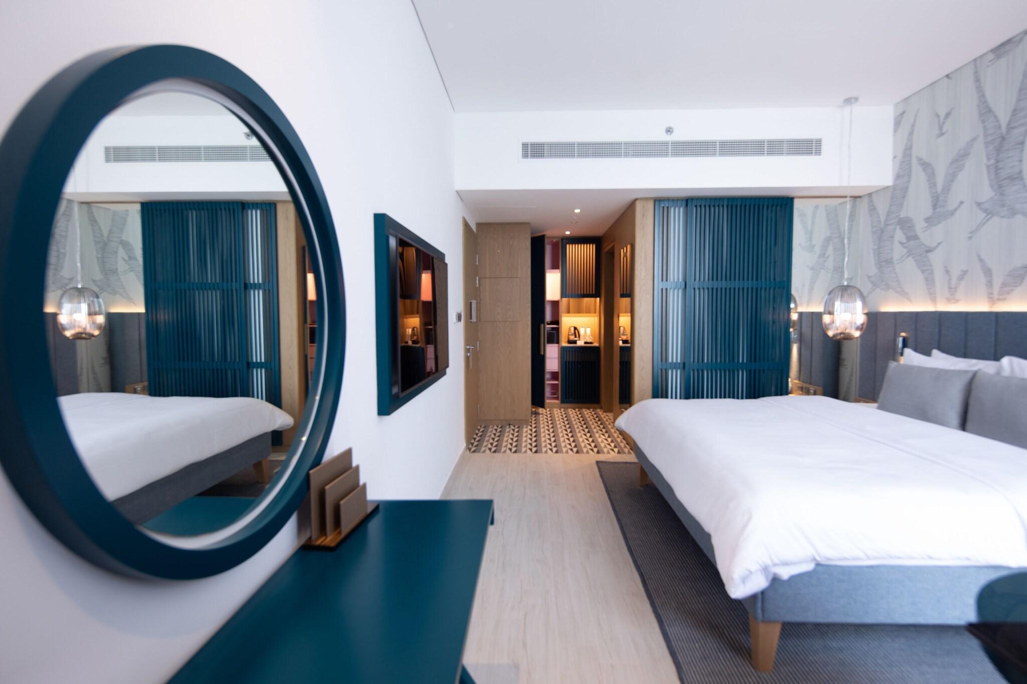 hotel-thumb
