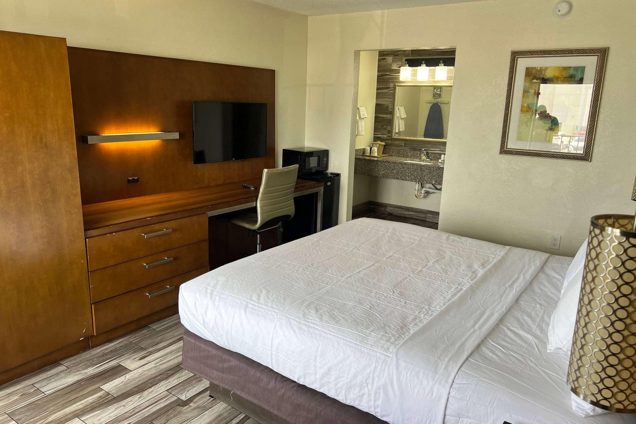 hotel-thumb