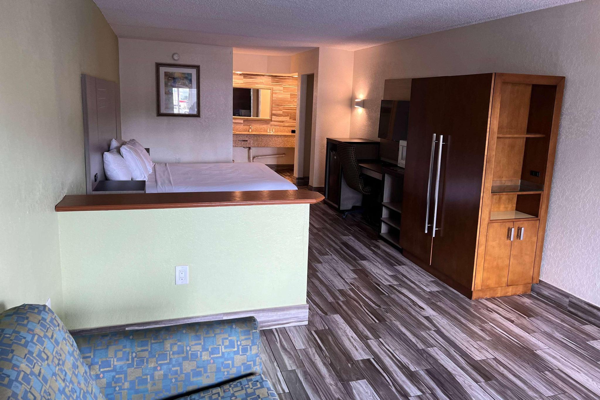 hotel-thumb