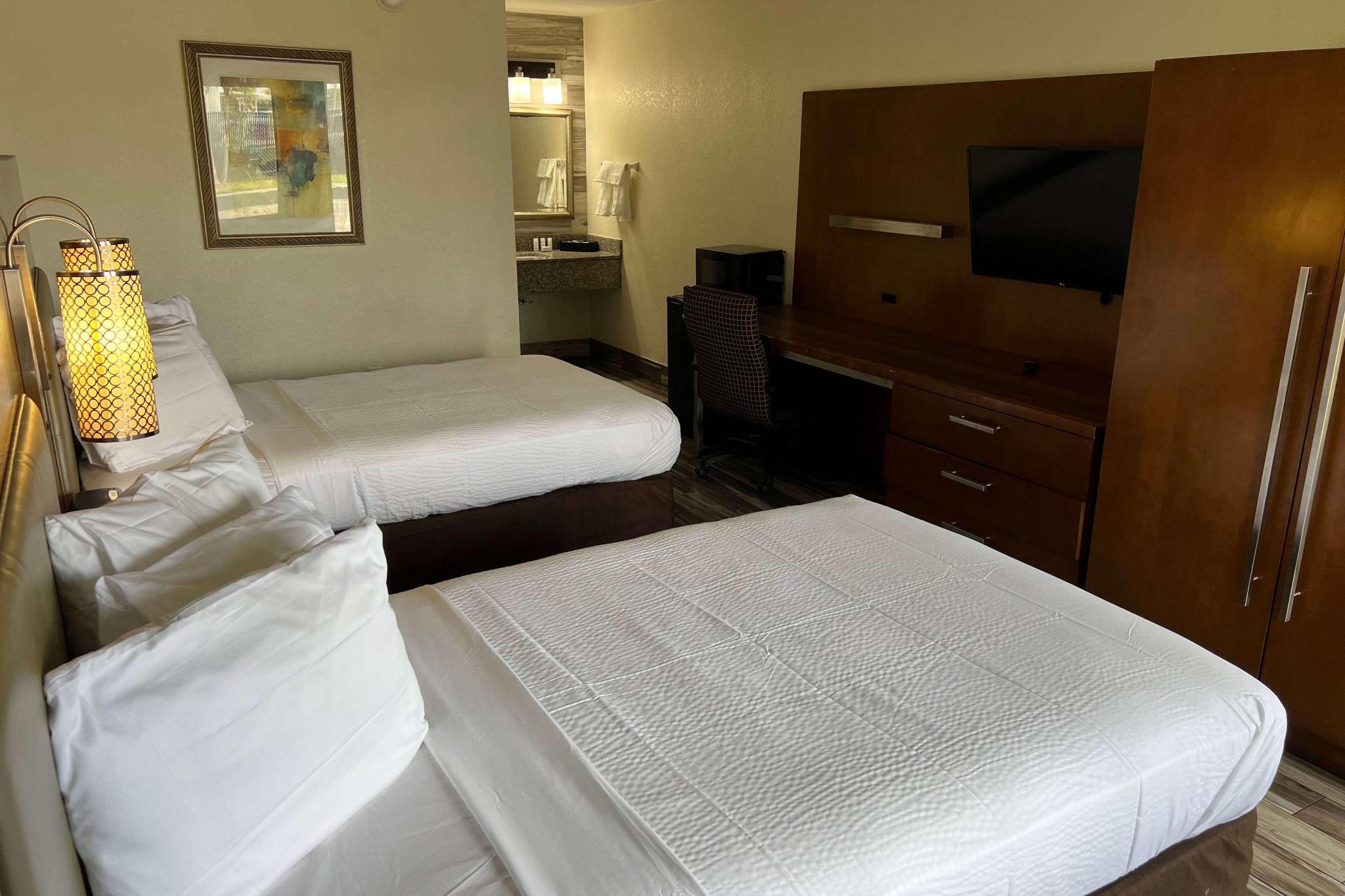 hotel-thumb
